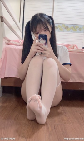 Bangni邦尼 NO.010 微密圈02期 [52P9V 379MB]_第2集