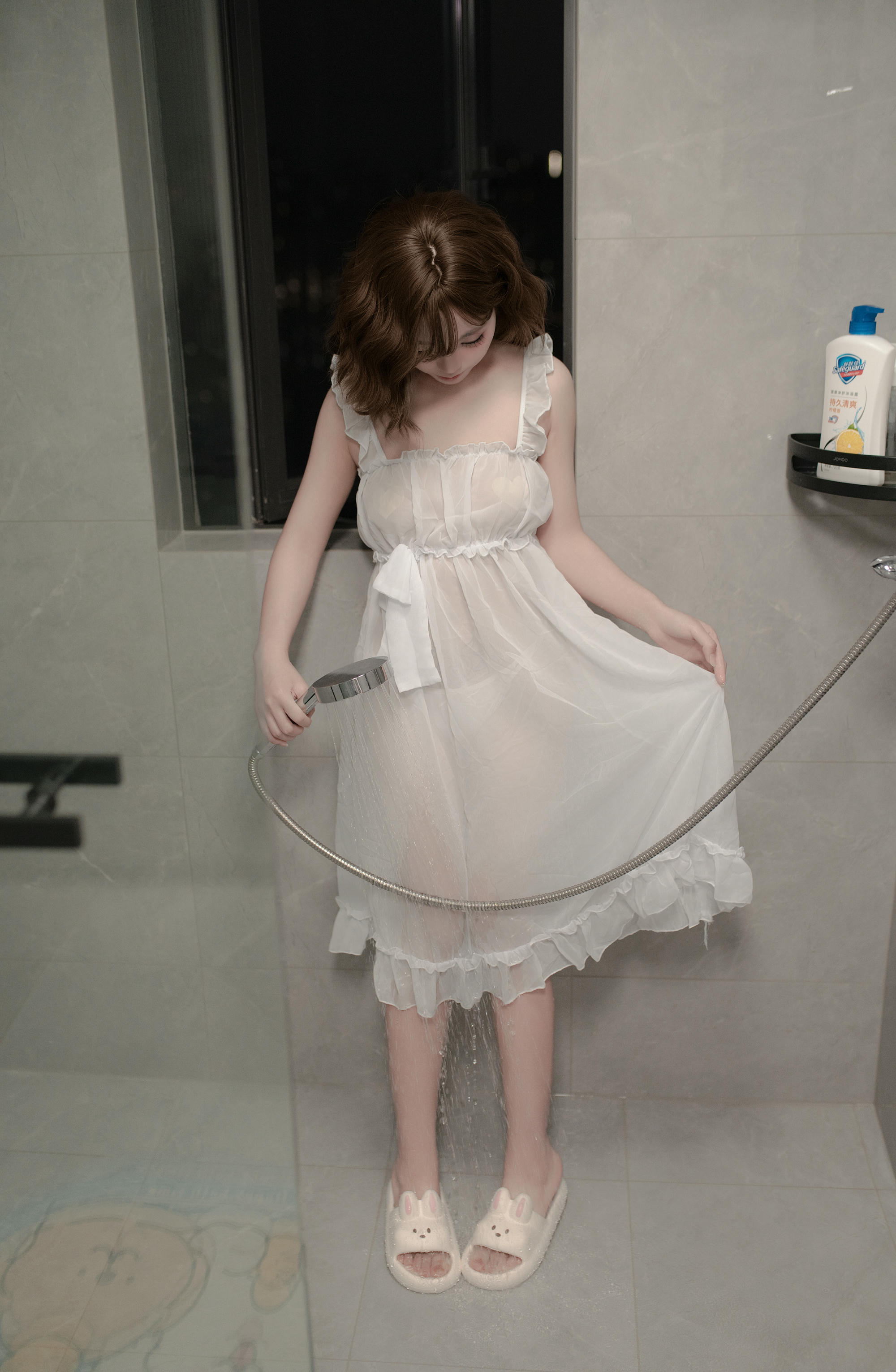 Bangni邦尼 NO.020 湿身 [84P 666MB]_第2集