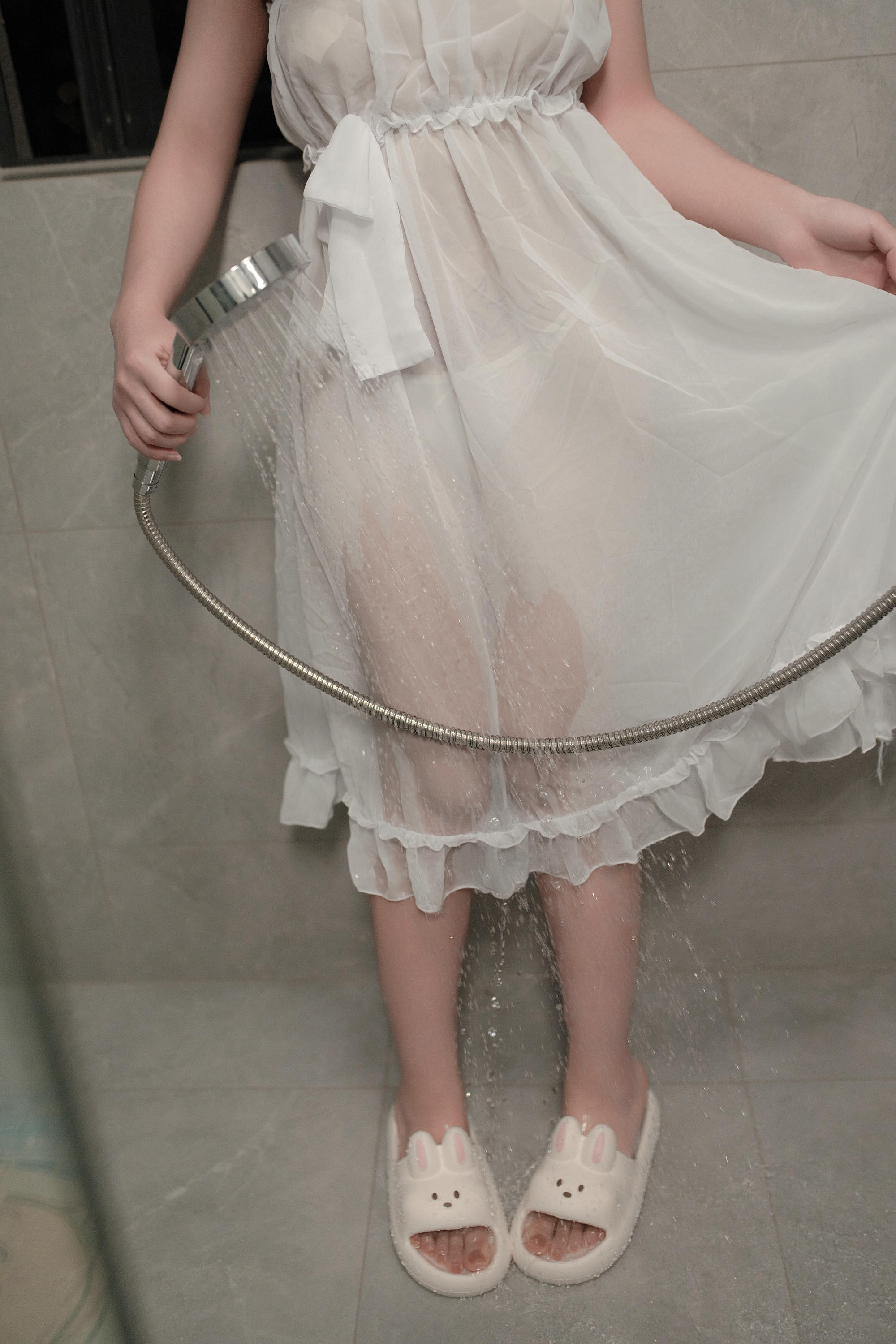 Bangni邦尼 NO.020 湿身 [84P 666MB]_第2集