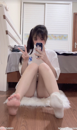 Bangni邦尼 NO.009 微密圈01期 [58P9V 323MB]_第2集