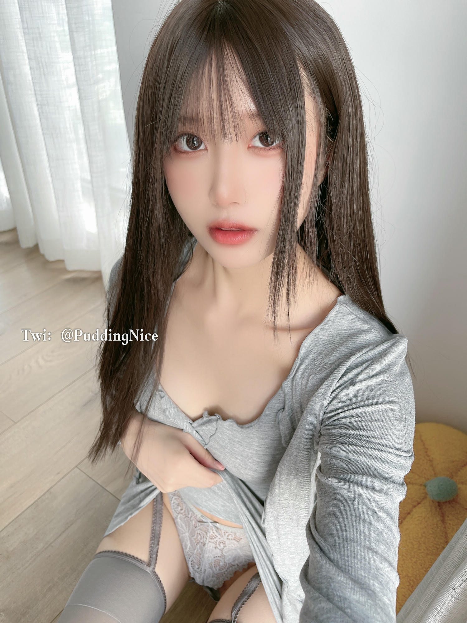 布丁大法 NO.010 八月素材包 82P+五分钟小视频 [82P6V 1.51GB]-灰吊带_第1集