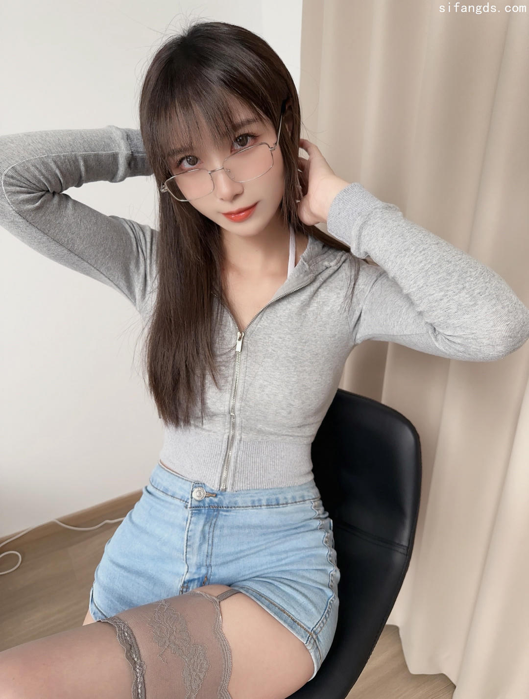 布丁大法 NO.091 24年11月最新视图 情趣丝袜 [216P+18V／648MB]-新建文件夹 (2)_第1集