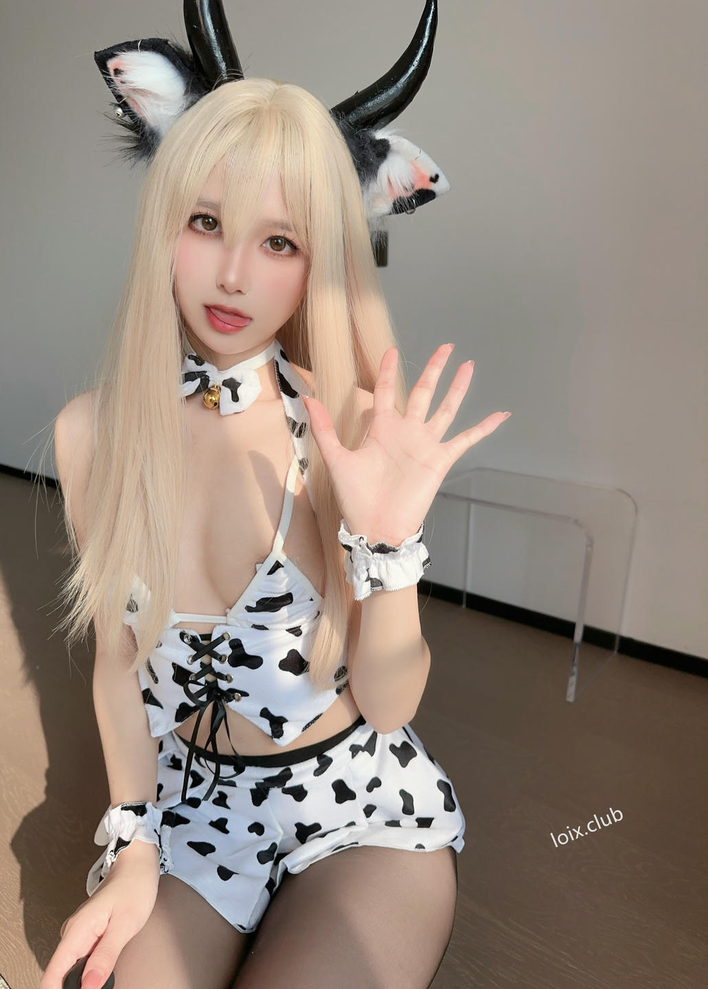 布丁大法 NO.056 奶牛情趣黑丝 [99P2V500MB]_第1集