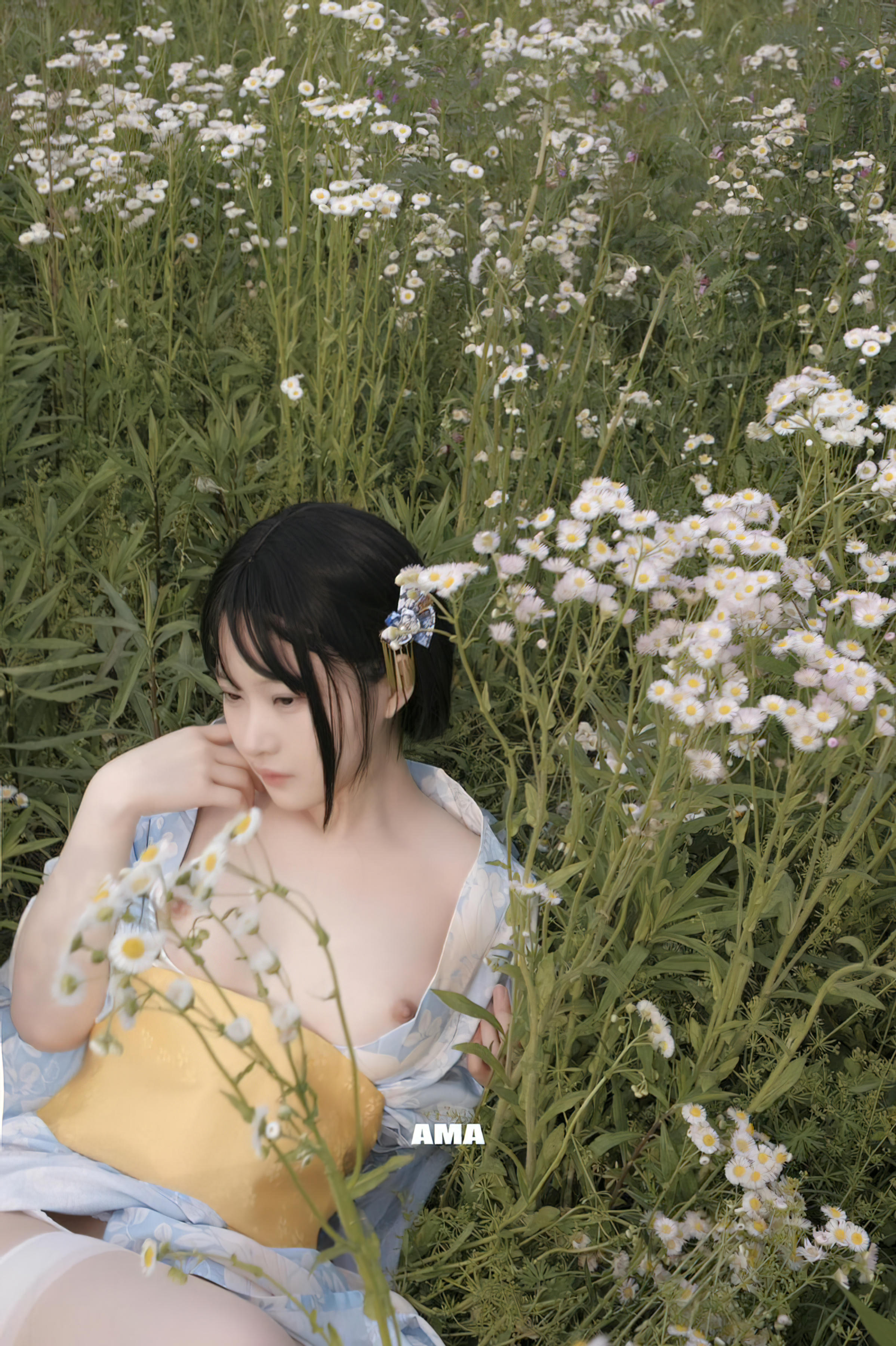 白莉爱吃巧克力 NO.000 马甲xiaoze2022 [195P1V 3.40GB]-NO.02 花海和服 [18p]_第1集