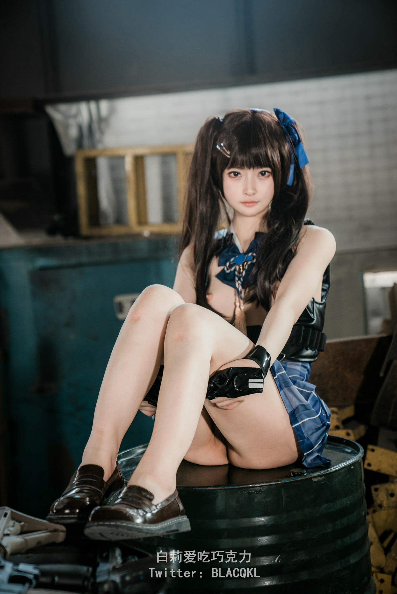 白莉爱吃巧克力 NO.001 关小雨 [81P 427MB]_第3集