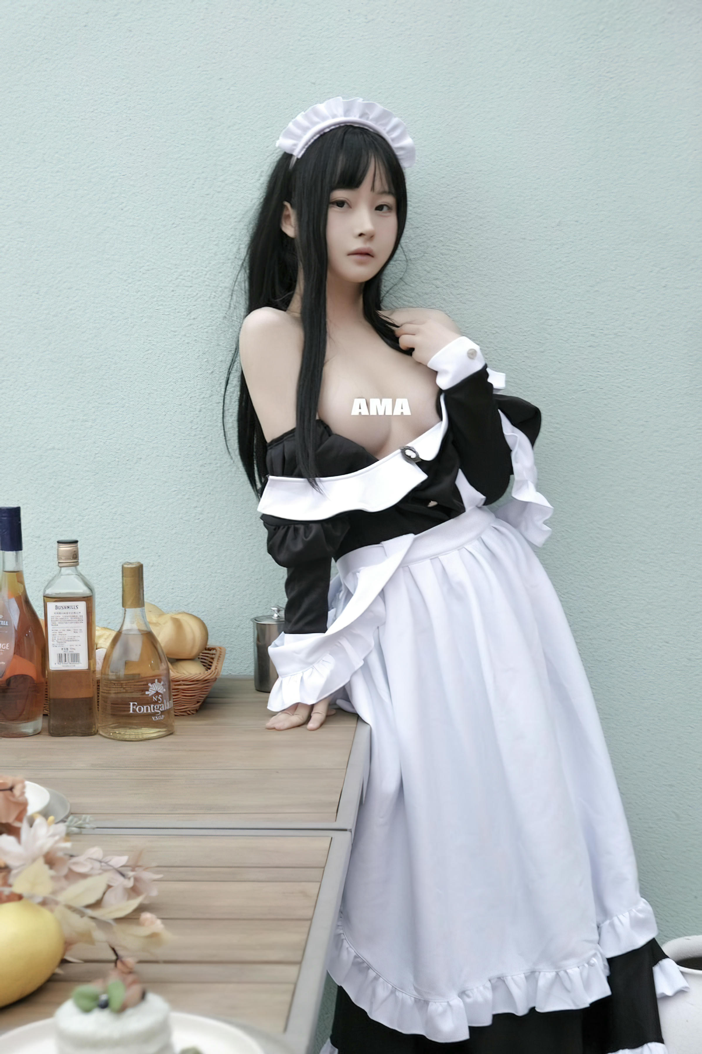 白莉爱吃巧克力 NO.000 马甲xiaoze2022 [195P1V 3.40GB]-NO.03 私房女仆 [25p]_第1集