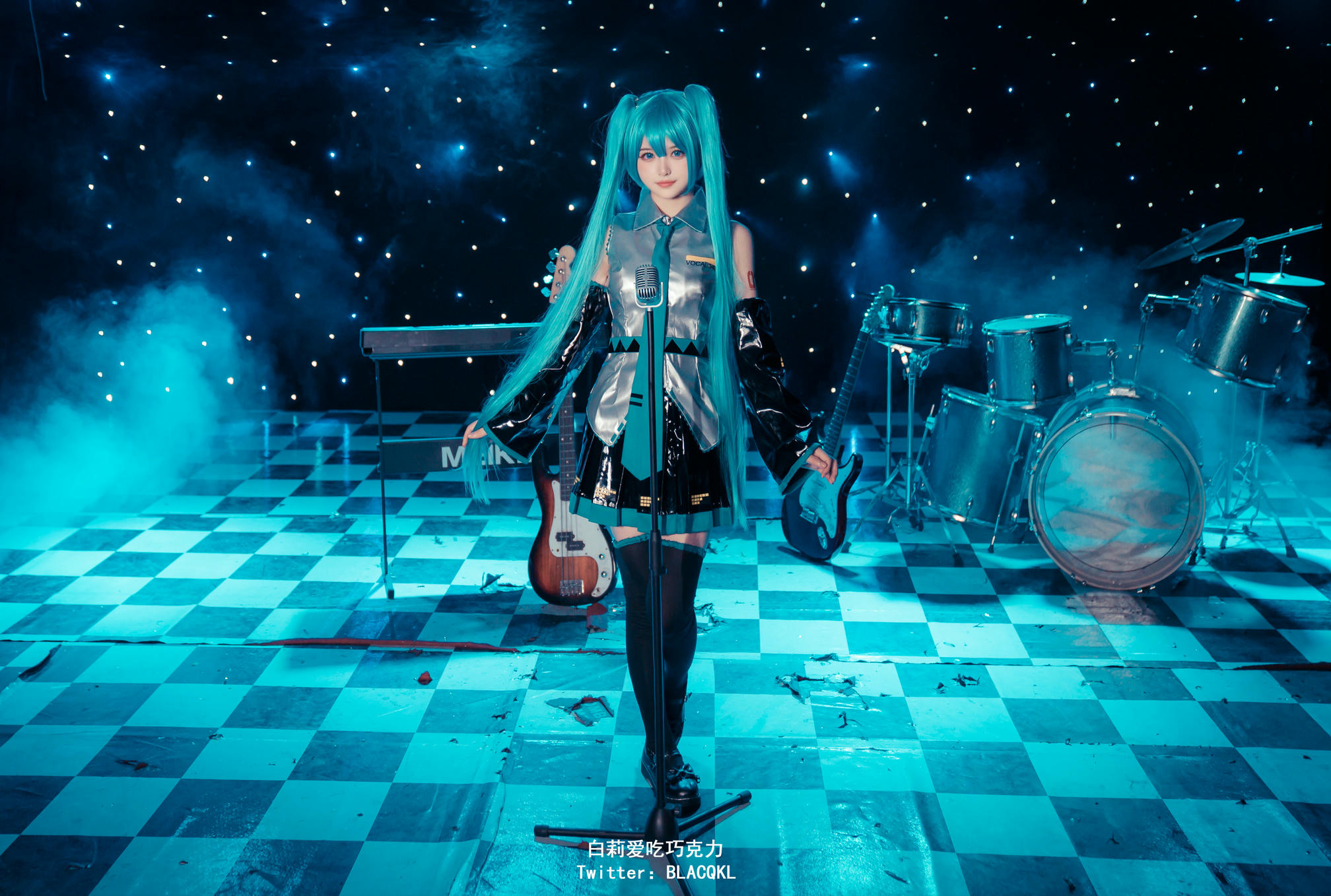 白莉爱吃巧克力 NO.004 miku [102P-901MB]_第1集