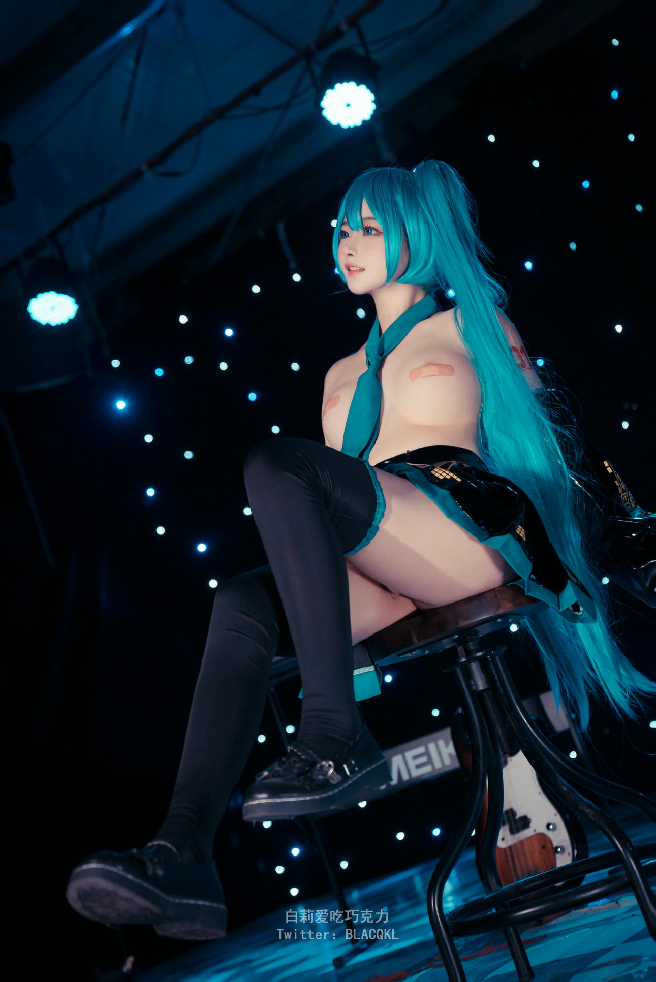 白莉爱吃巧克力 NO.004 miku [102P-901MB]_第2集