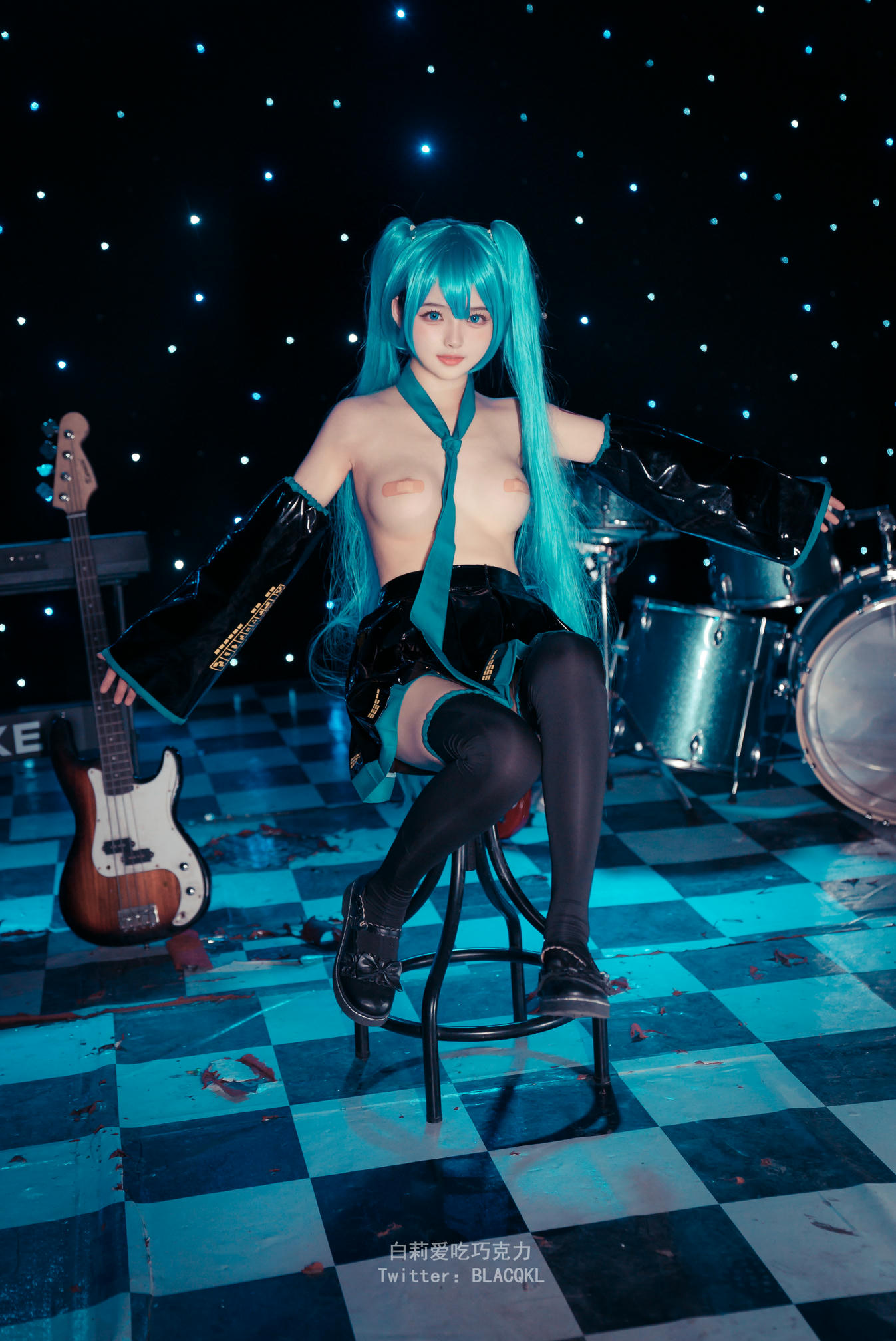 白莉爱吃巧克力 NO.004 miku [102P-901MB]_第3集