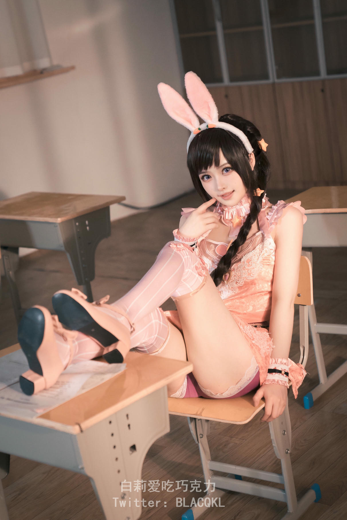 白莉爱吃巧克力 NO.005 小舞 [90P-565MB]_第1集