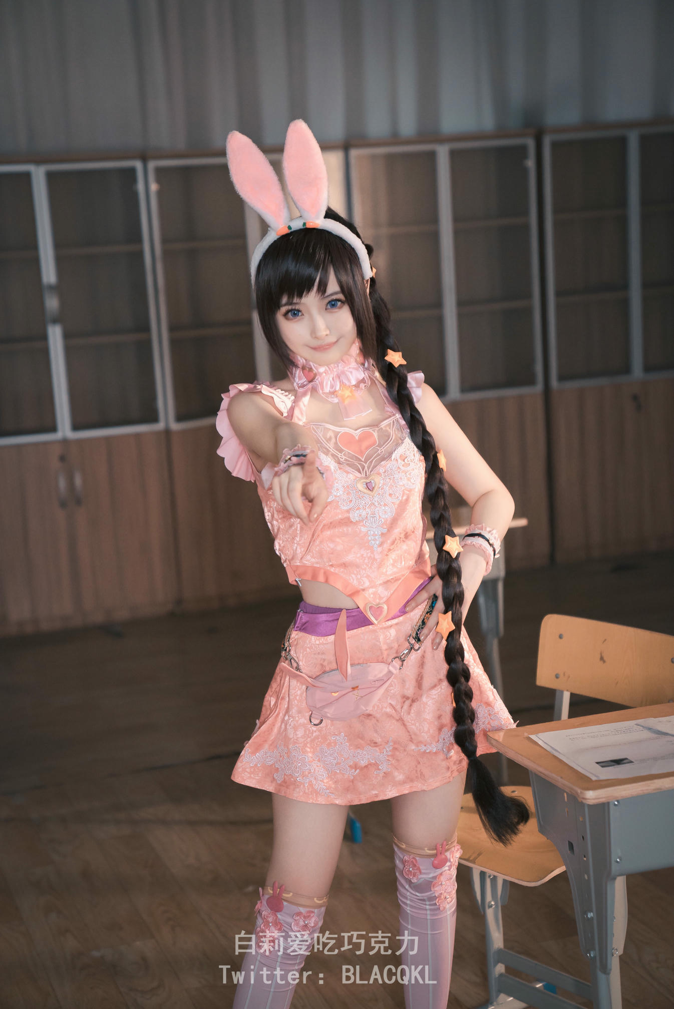 白莉爱吃巧克力 NO.005 小舞 [90P-565MB]_第2集