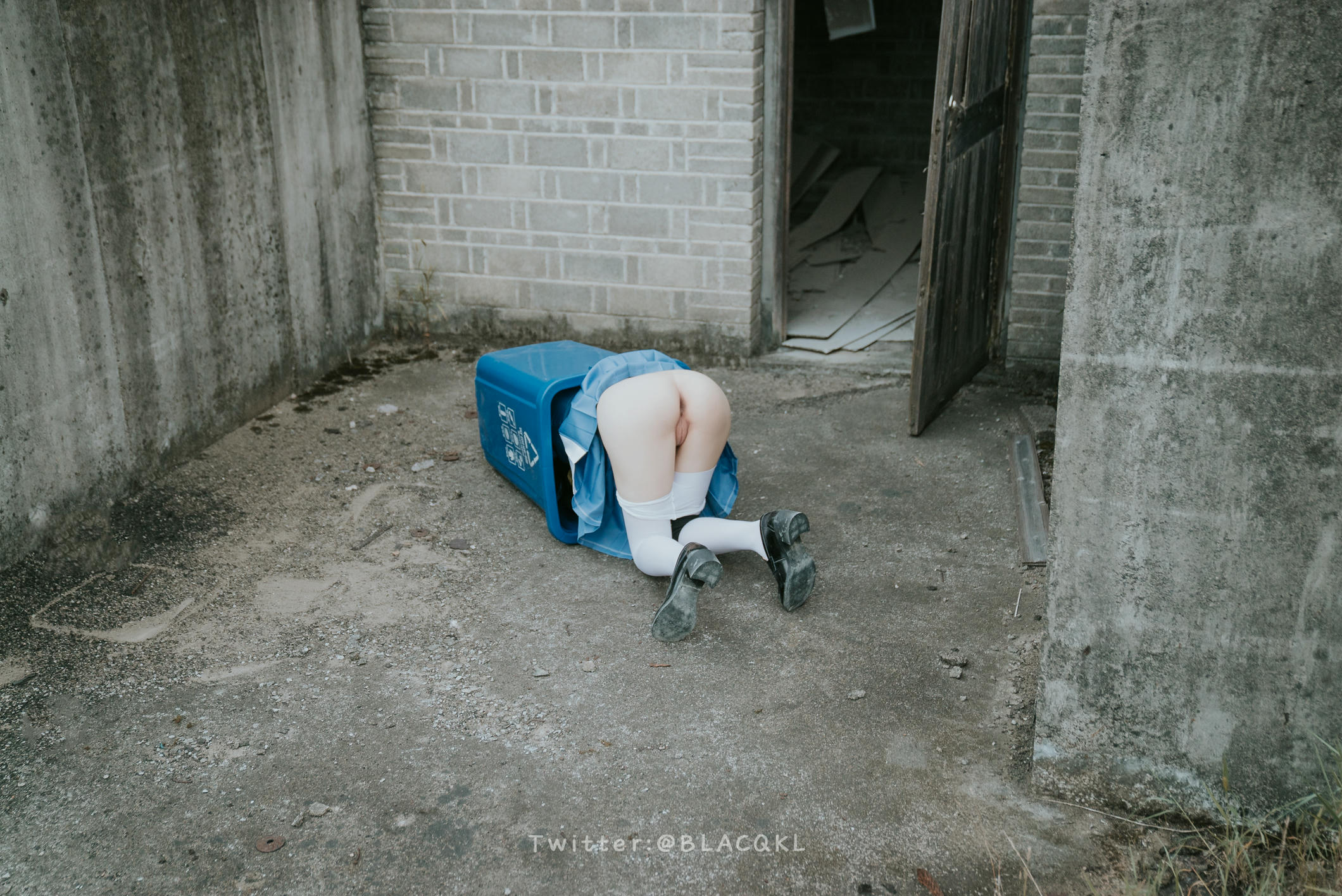 白莉爱吃巧克力 NO.007 霞沢美游 [89P-828MB]_第4集