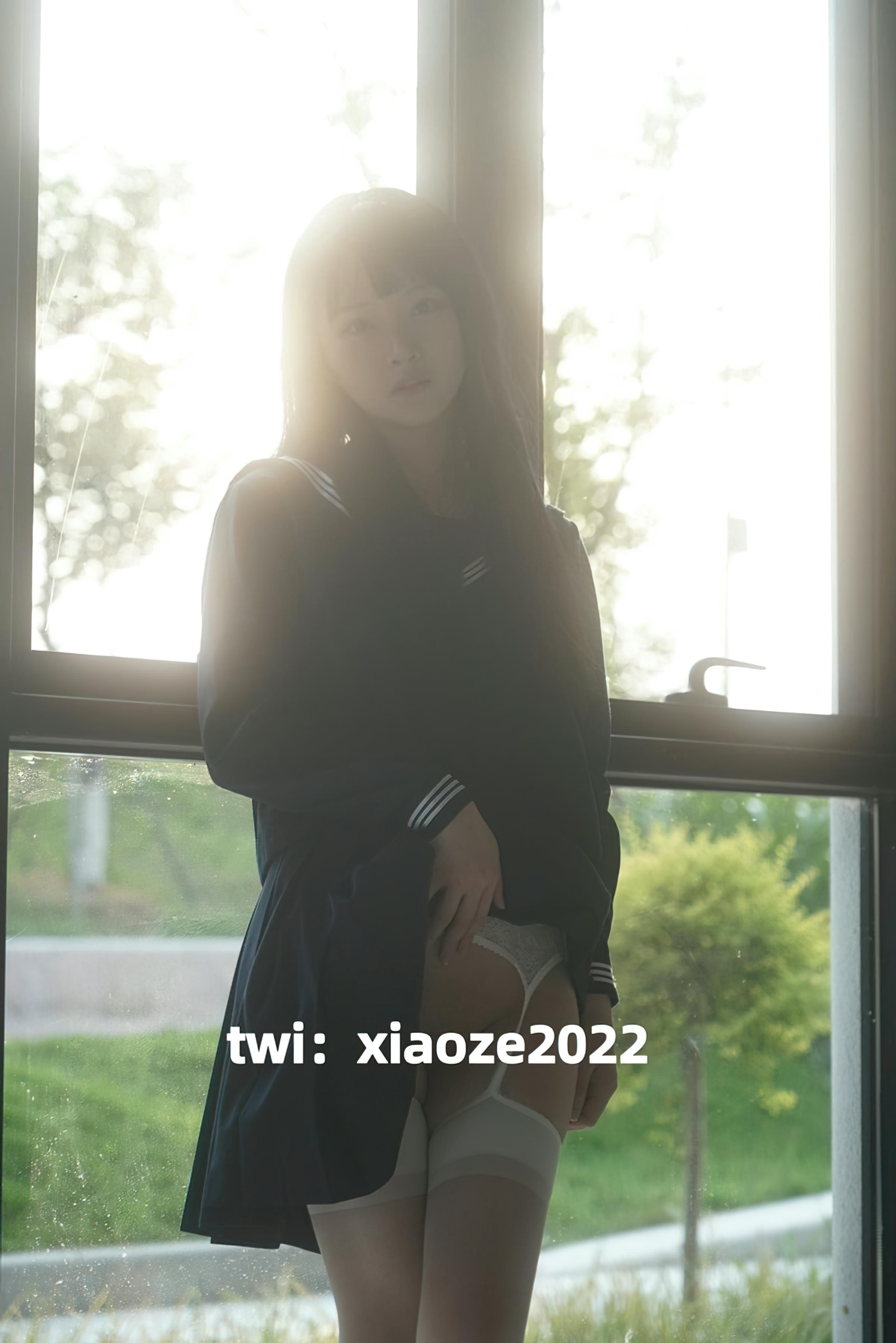 白莉爱吃巧克力 NO.000 马甲xiaoze2022 [195P1V 3.40GB]-NO.04 户外露出 [21p]_第1集