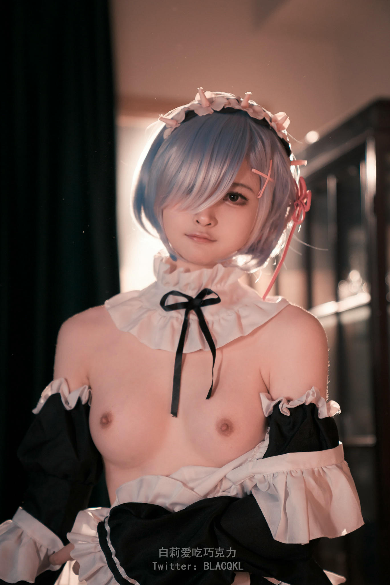 白莉爱吃巧克力 NO.014 蕾姆女仆装 [49P 251MB]_第2集