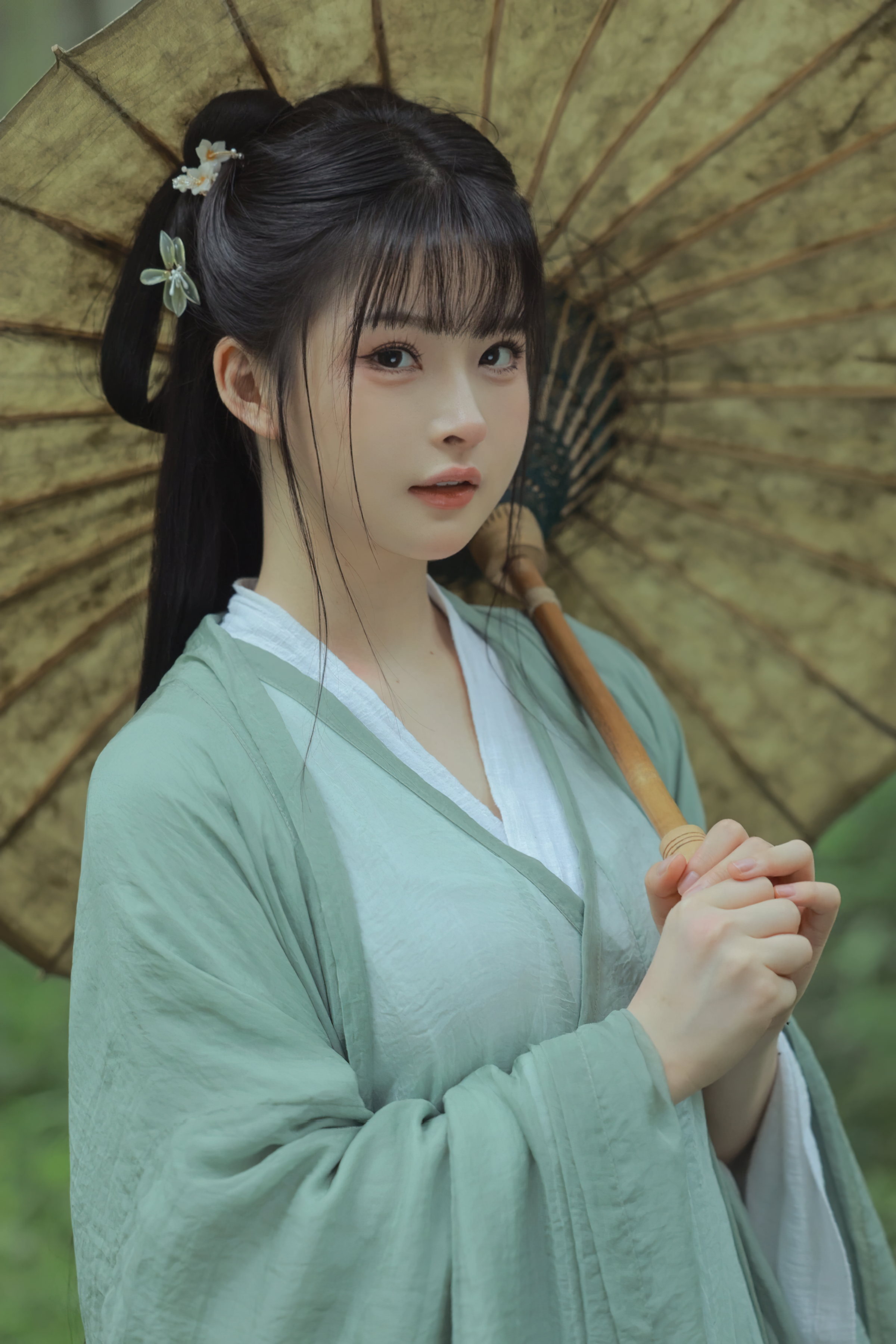 白莉爱吃巧克力 NO.015 原理猪 古风汉服 [9P 311MB]_第1集