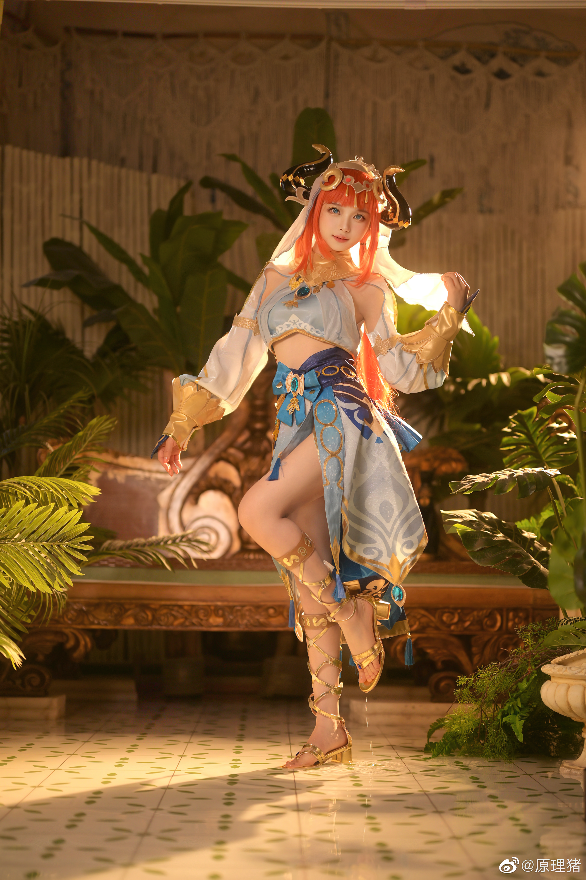 白莉爱吃巧克力 NO.016 原理猪 原神-妮露 [10P 416MB]_第1集