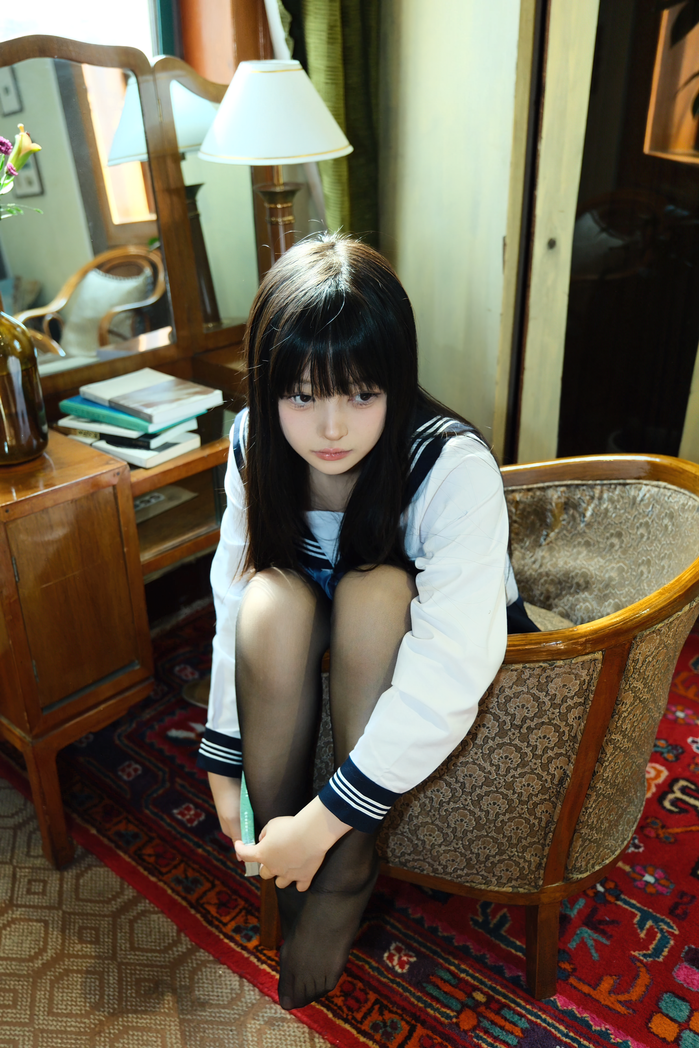 白莉爱吃巧克力 NO.017 原理猪 闺房JK [19P 732MB]_第1集