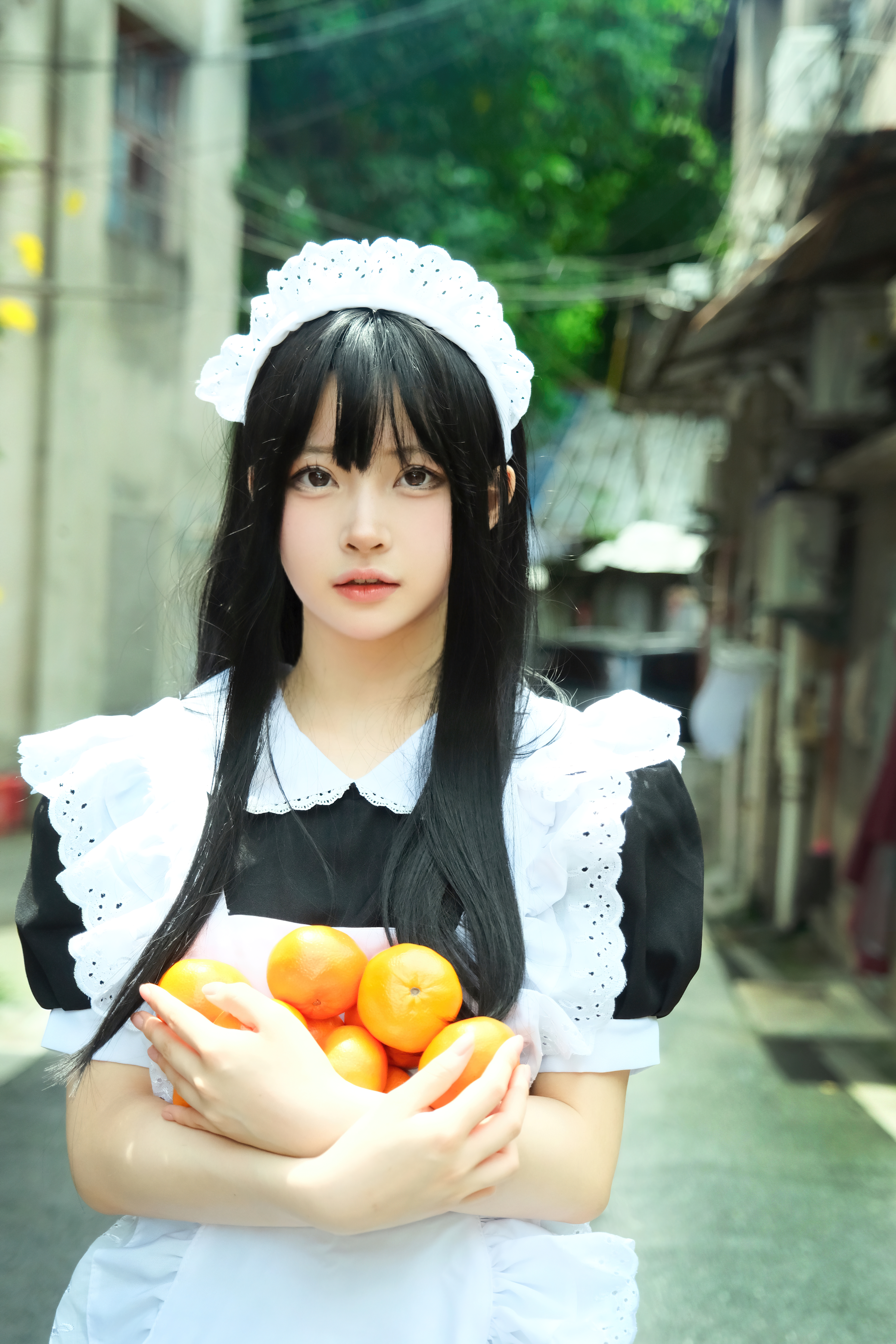 白莉爱吃巧克力 NO.019 原理猪 深巷女仆 [11P 487MB]_第1集