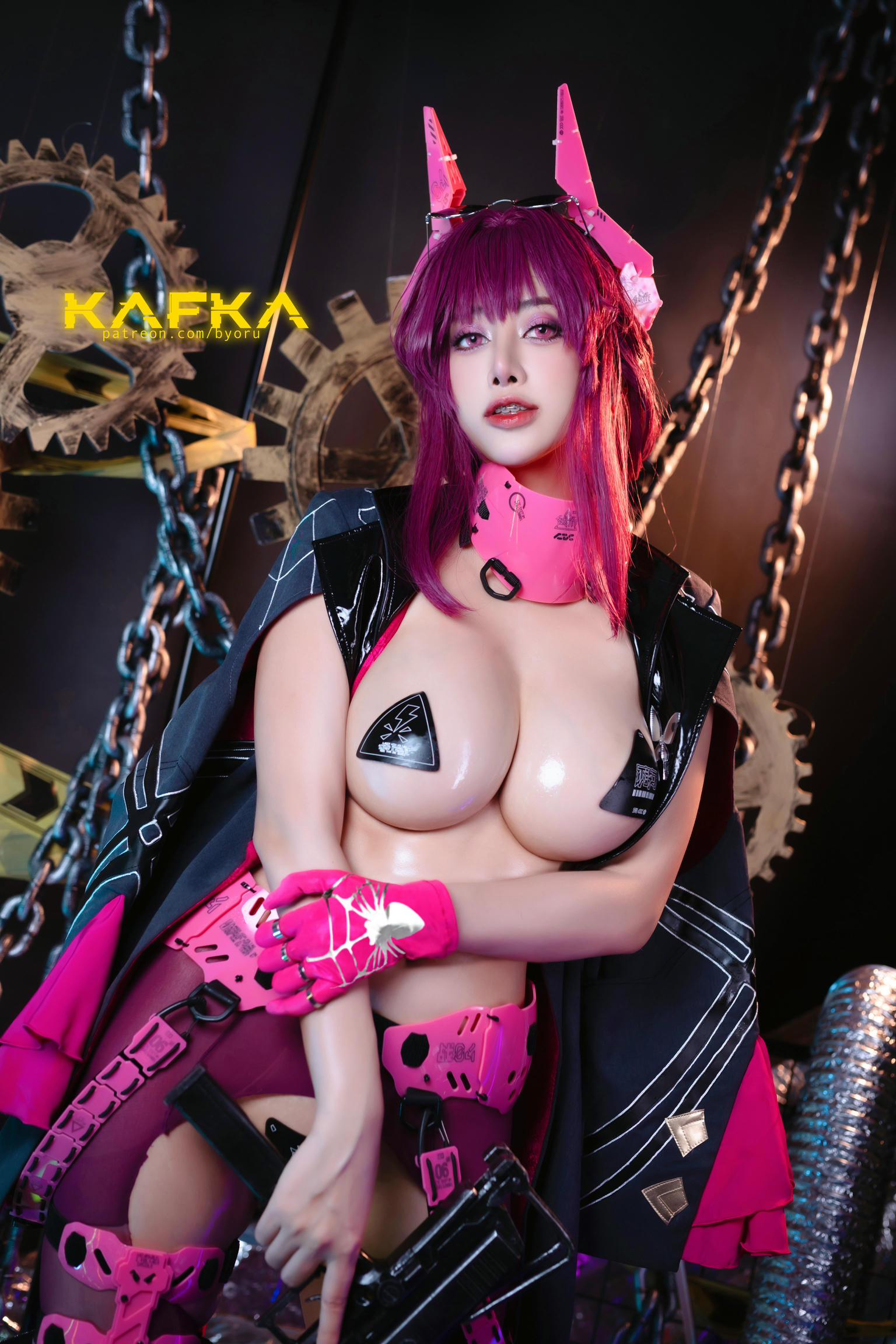 日本coser-Byoru NO.169 Kafka Cyberpink[41P10V-356M]_第1集