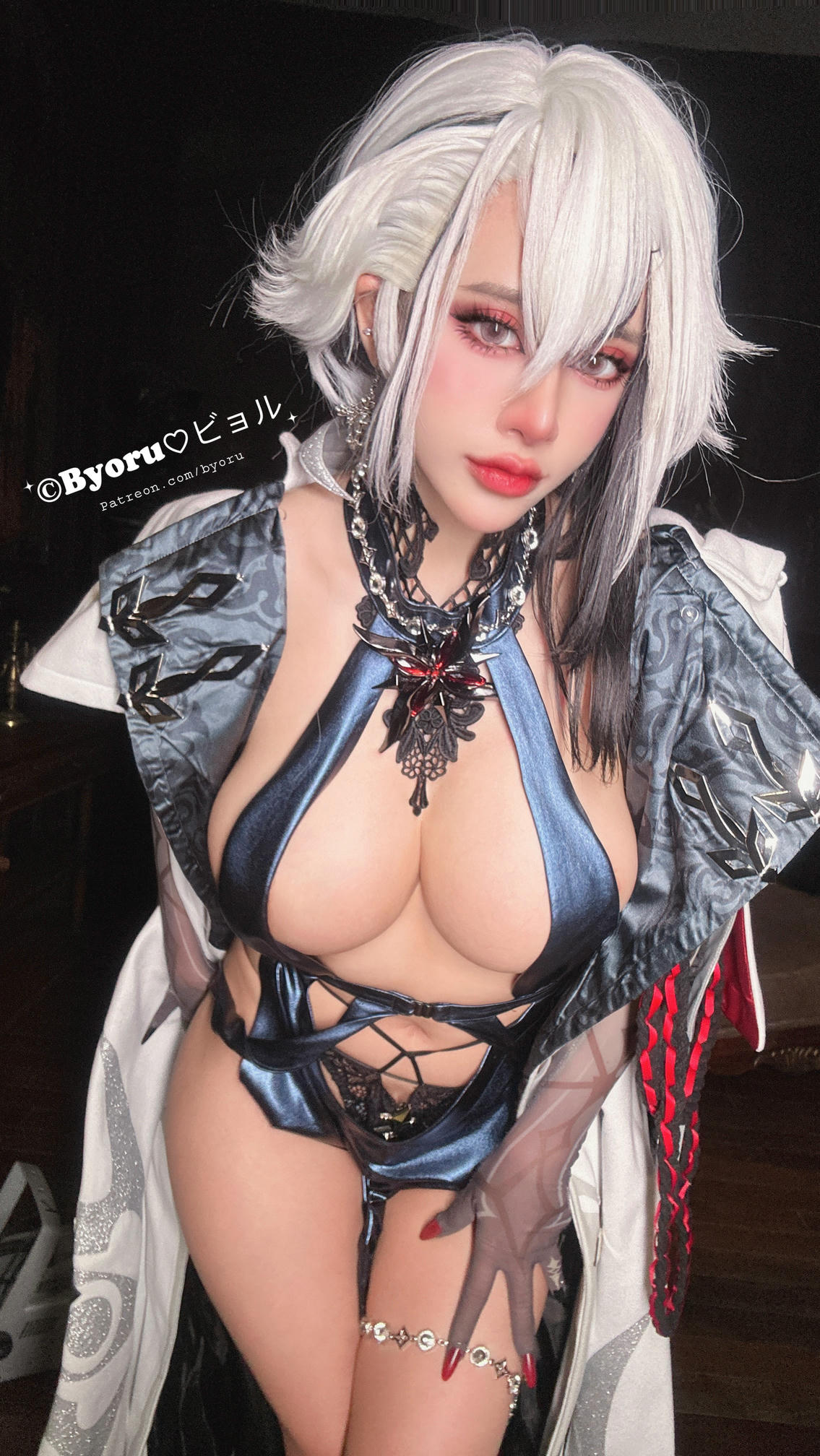 日本coser-Byoru NO.238 原神 仆人 阿蕾奇诺 两套 [94P22V  2.63G]-原神 - 「仆人」阿蕾奇诺 一-selfie_第1集