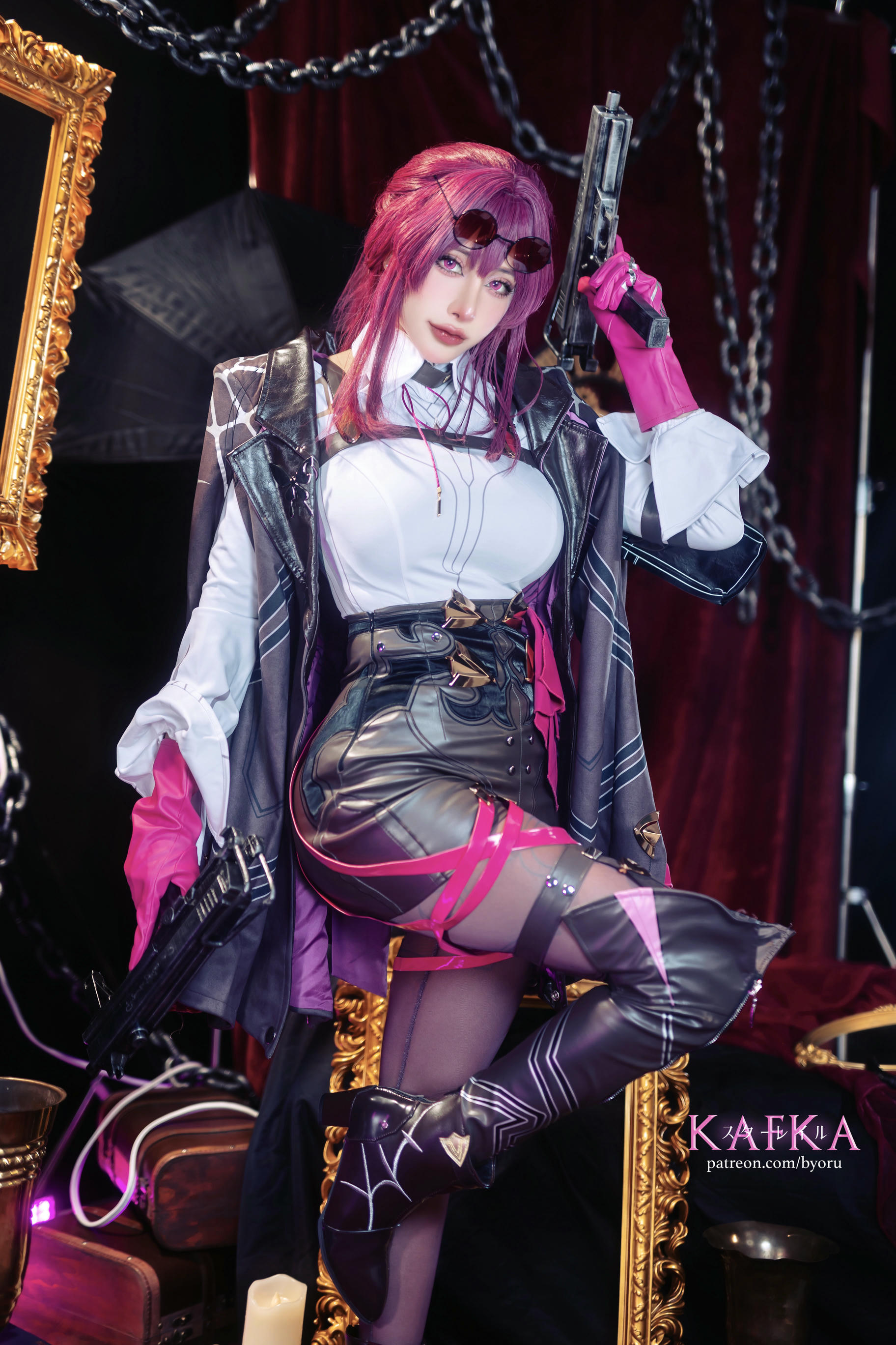 日本coser-Byoru NO.244 Kafka卡芙卡（星铁）[50P25V 1.7GB]_第1集