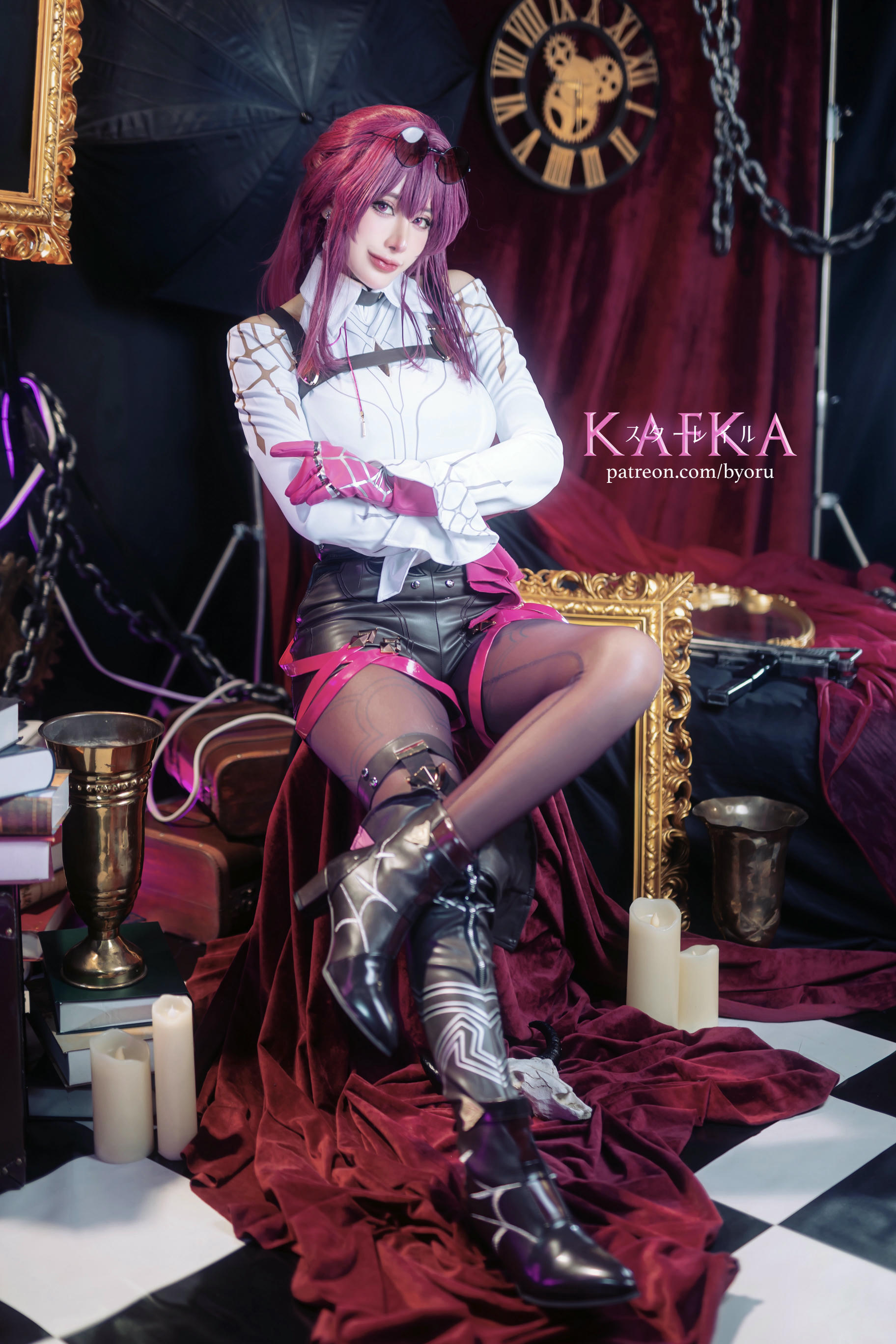 日本coser-Byoru NO.244 Kafka卡芙卡（星铁）[50P25V 1.7GB]_第1集