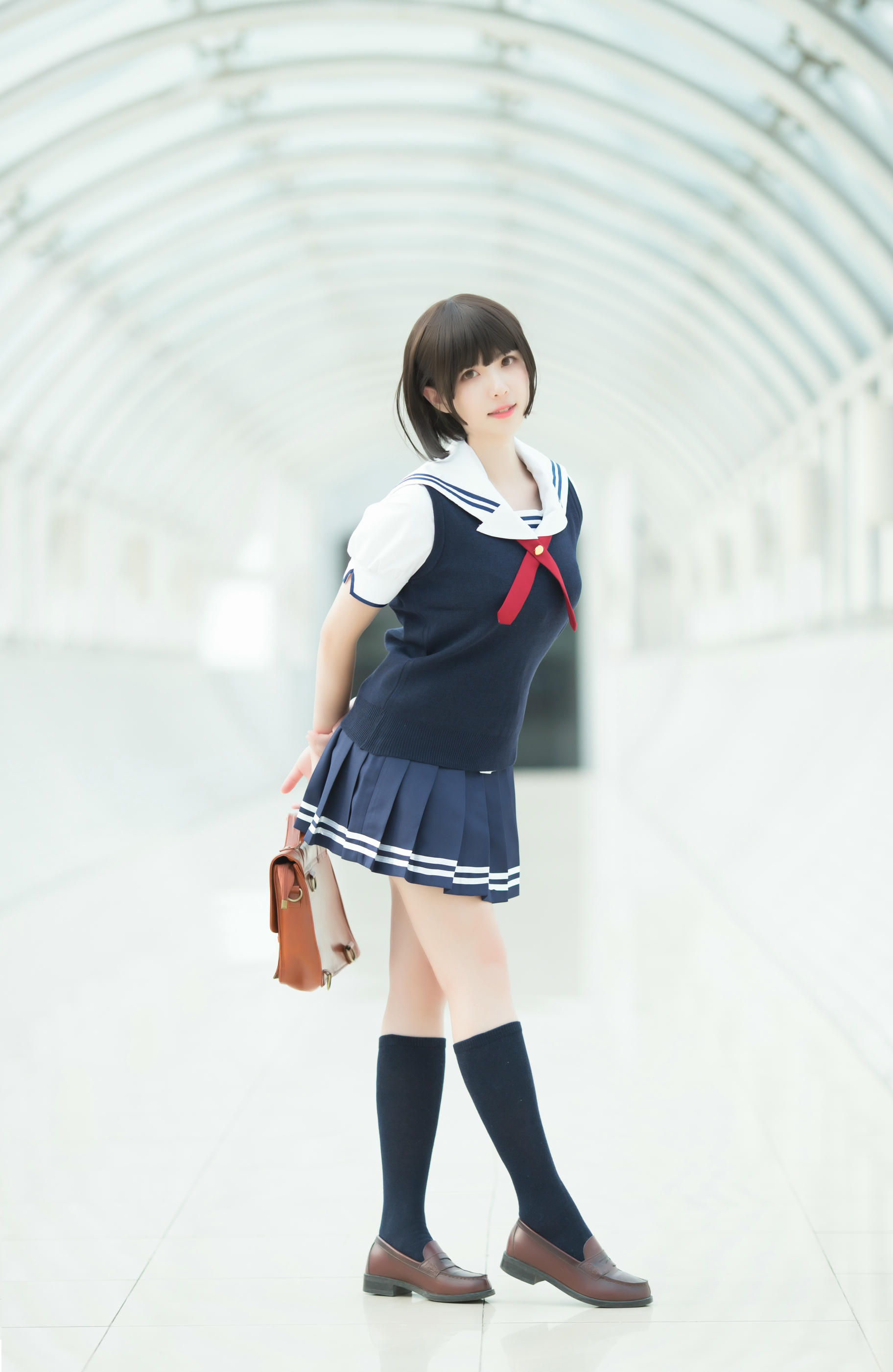 闪月半 NO.006 夏季制服[9P63MB]_第1集