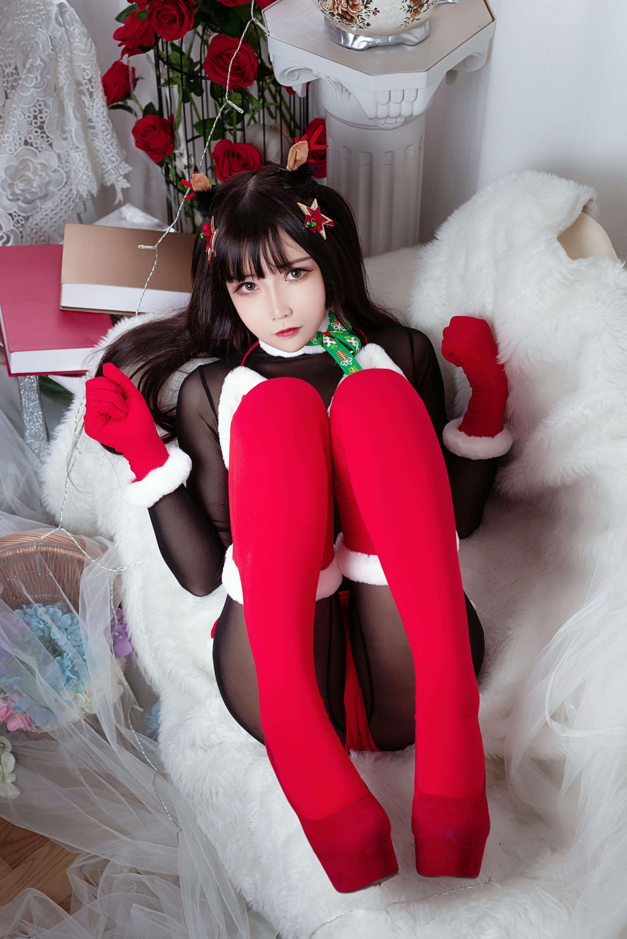 抱走莫子aa NO.011 连体黑丝圣诞比基尼 (30P)_第1集