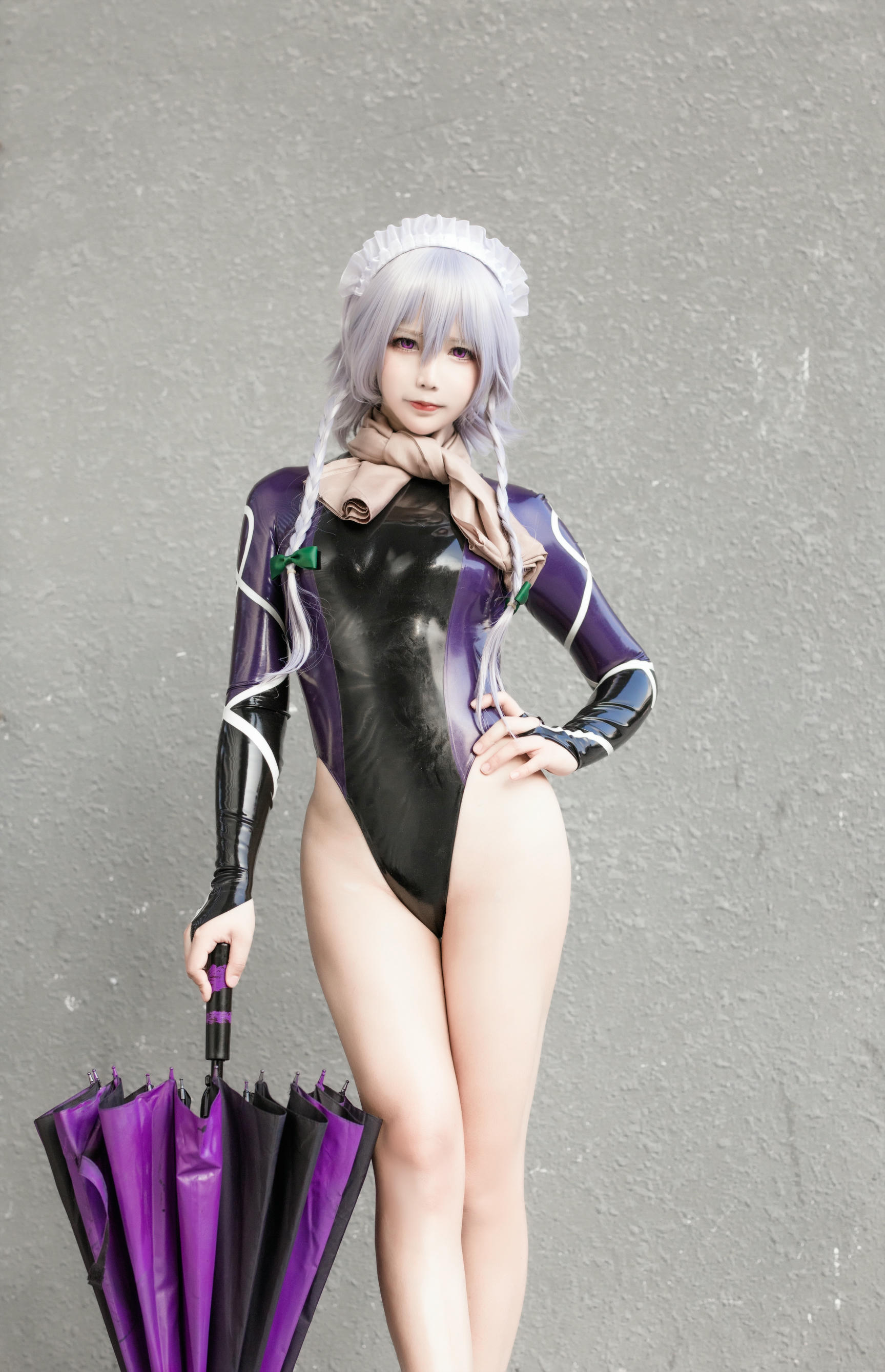 抱走莫子aa NO.022 最新胶衣 (11P)_第1集