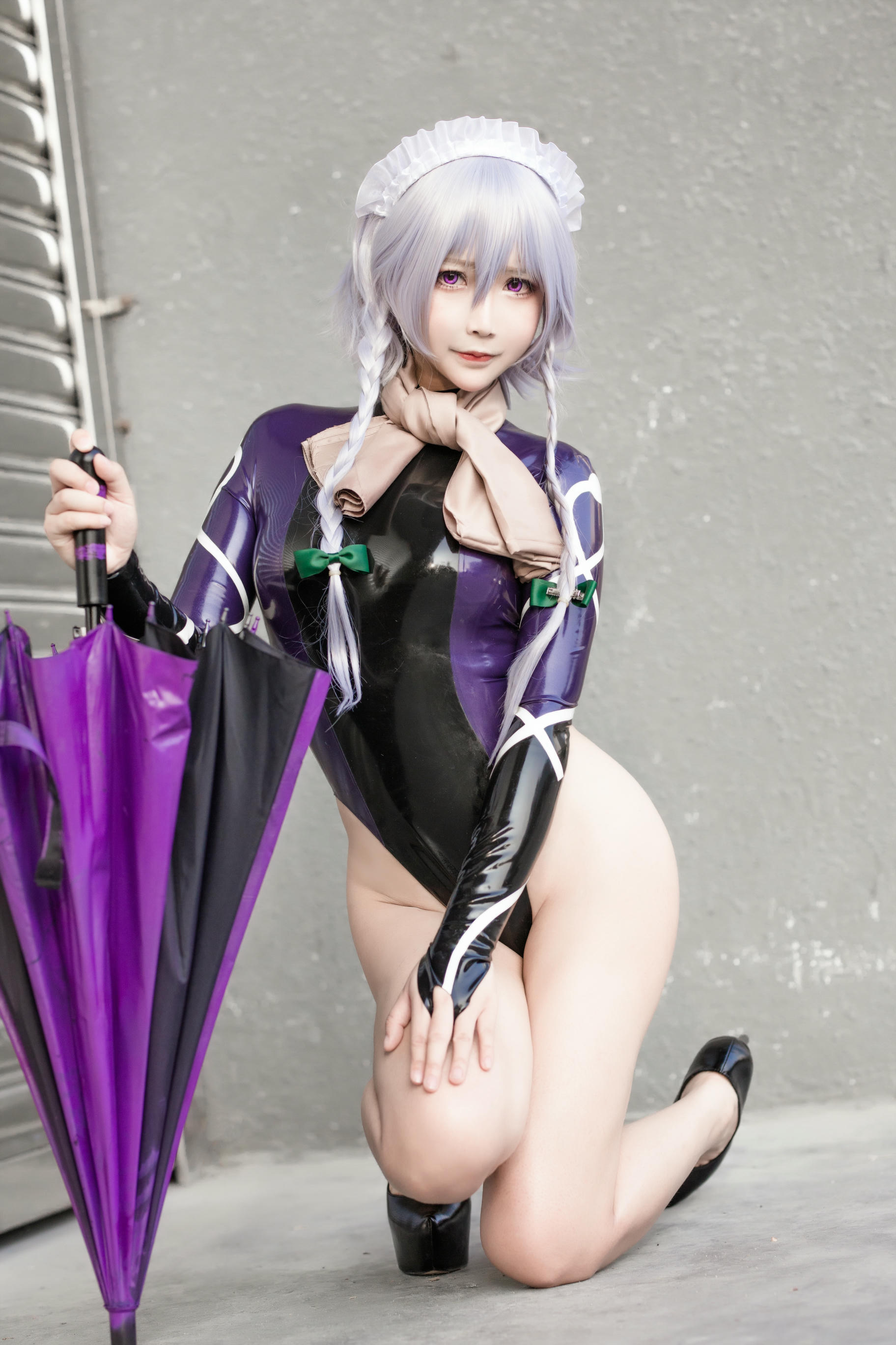 抱走莫子aa NO.022 最新胶衣 (11P)_第1集