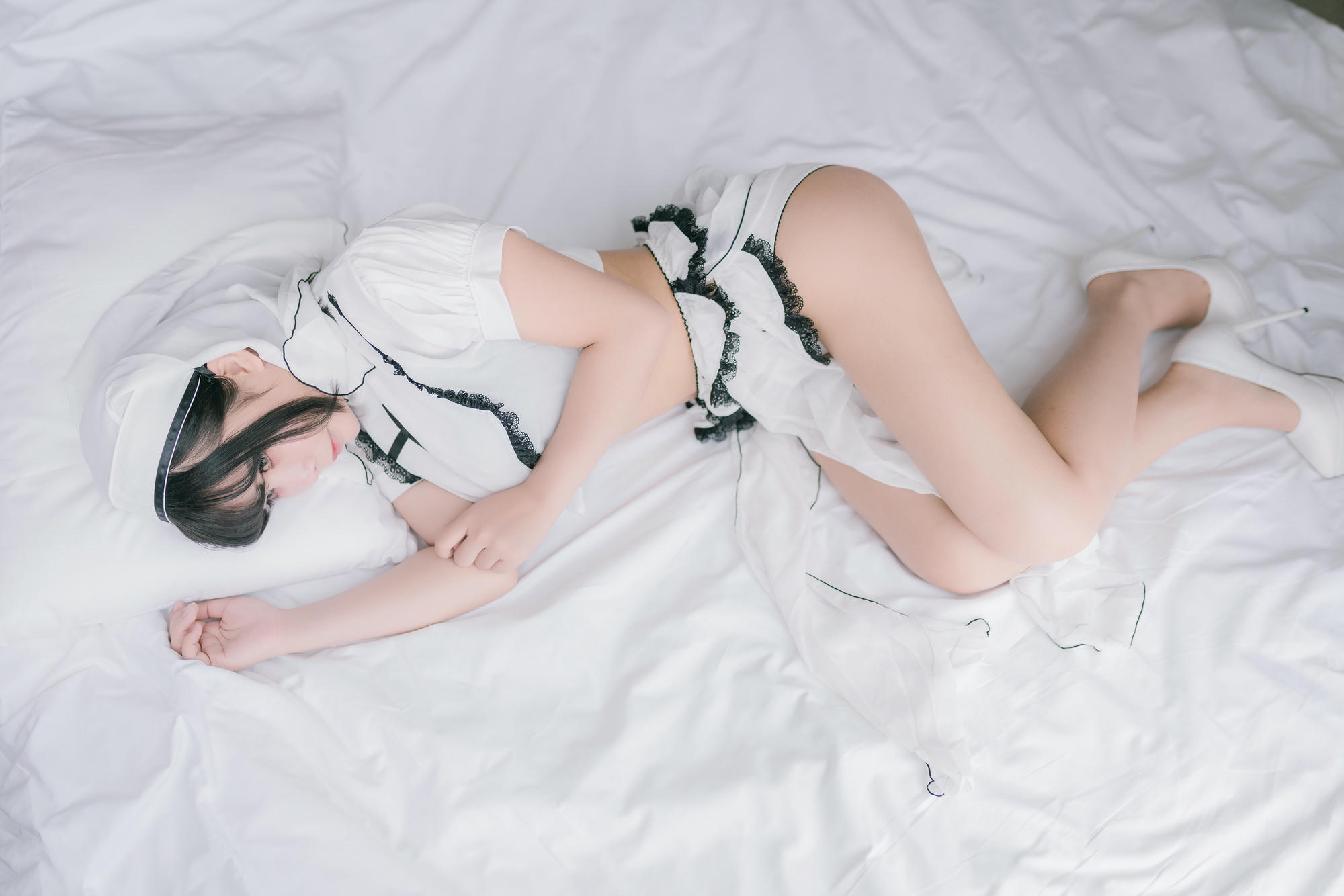 抱走莫子aa NO.004 纯白修女 (42P)_第1集