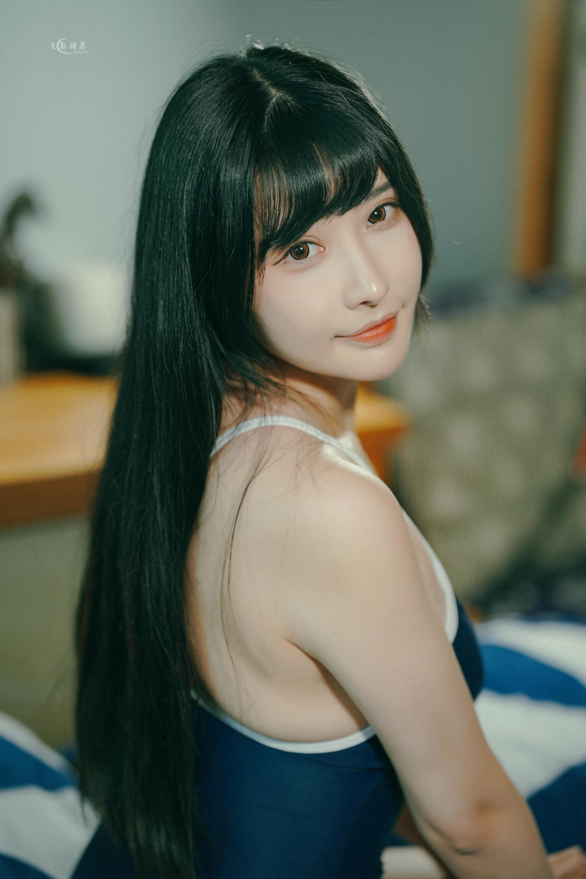 糖果果Candy NO.001 12月舰长福利死库水[88P10V-1.38GB]_第2集