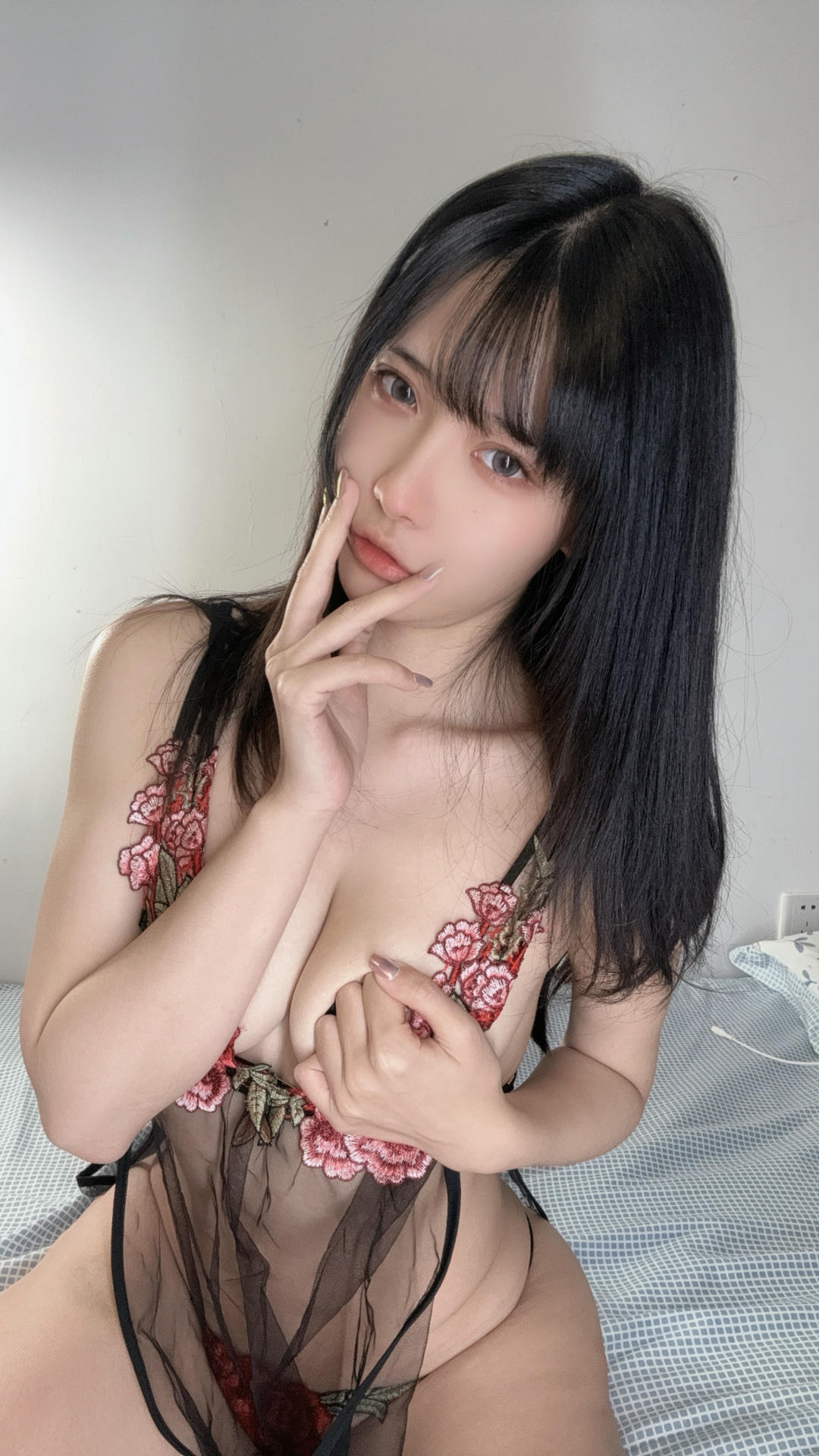 糖果果Candy NO.005 红花[33P 56M]_第1集