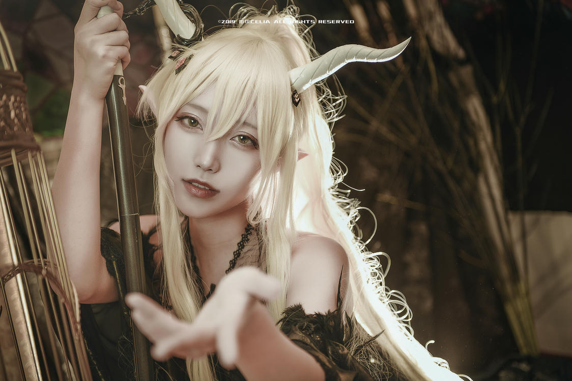 切切celia NO.017 闪灵 [12P／35MB]_第1集