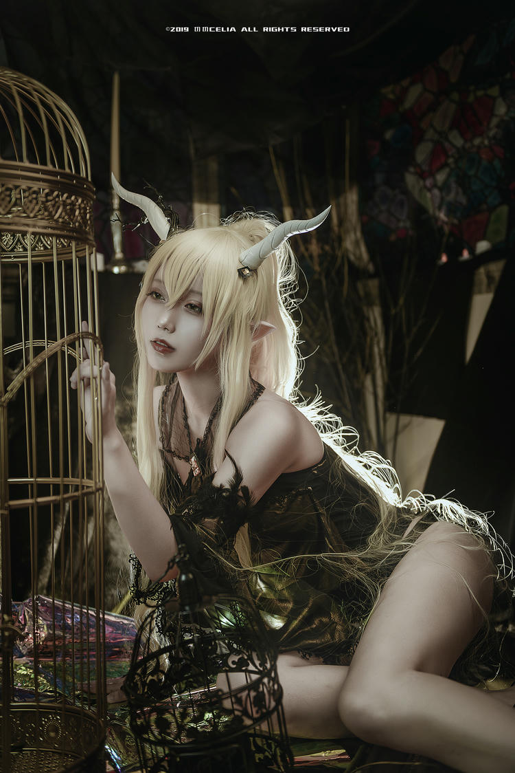 切切celia NO.017 闪灵 [12P／35MB]_第1集