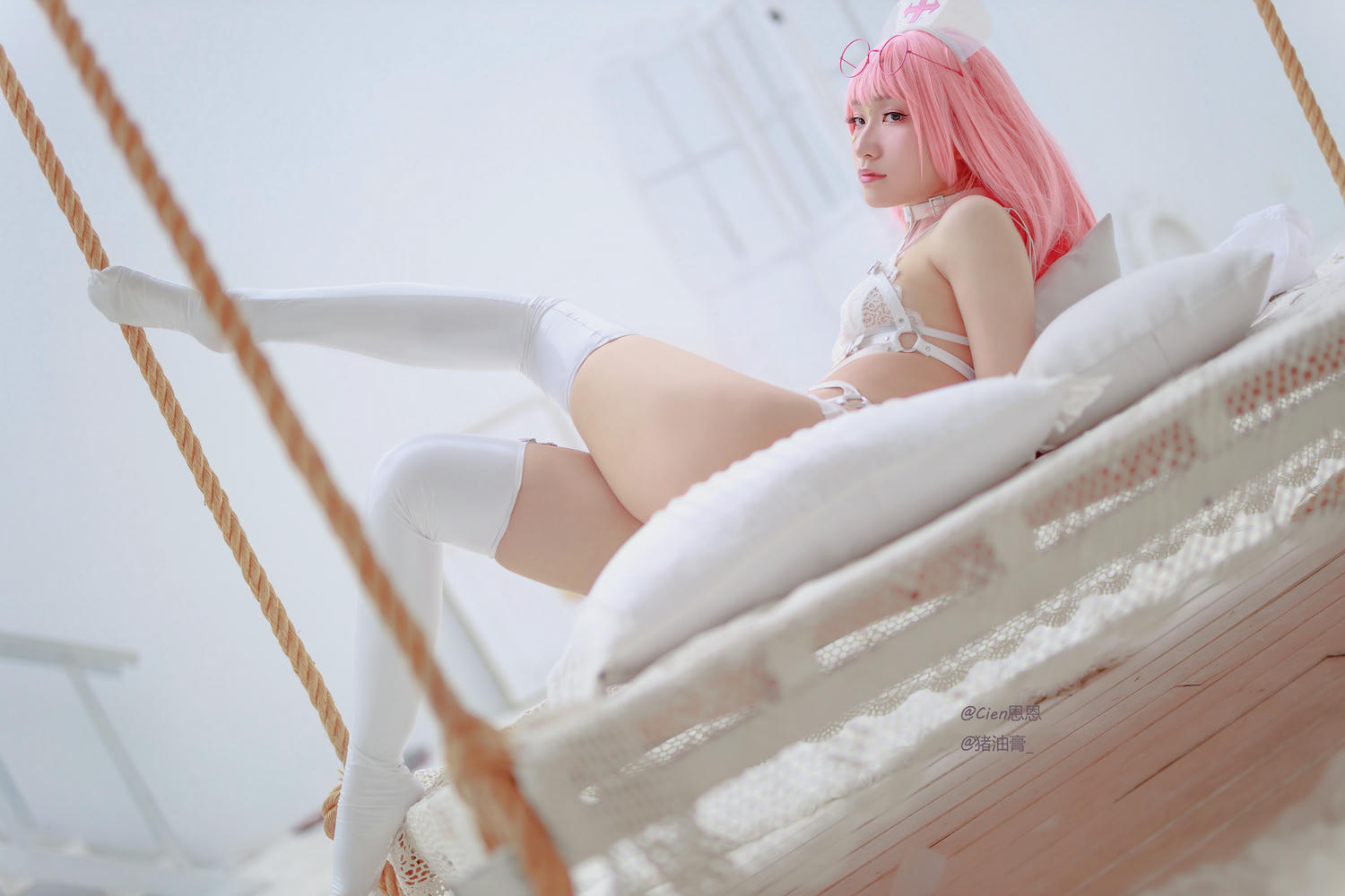 Cien恩恩 NO.002 护士 [18P-51MB]_第1集