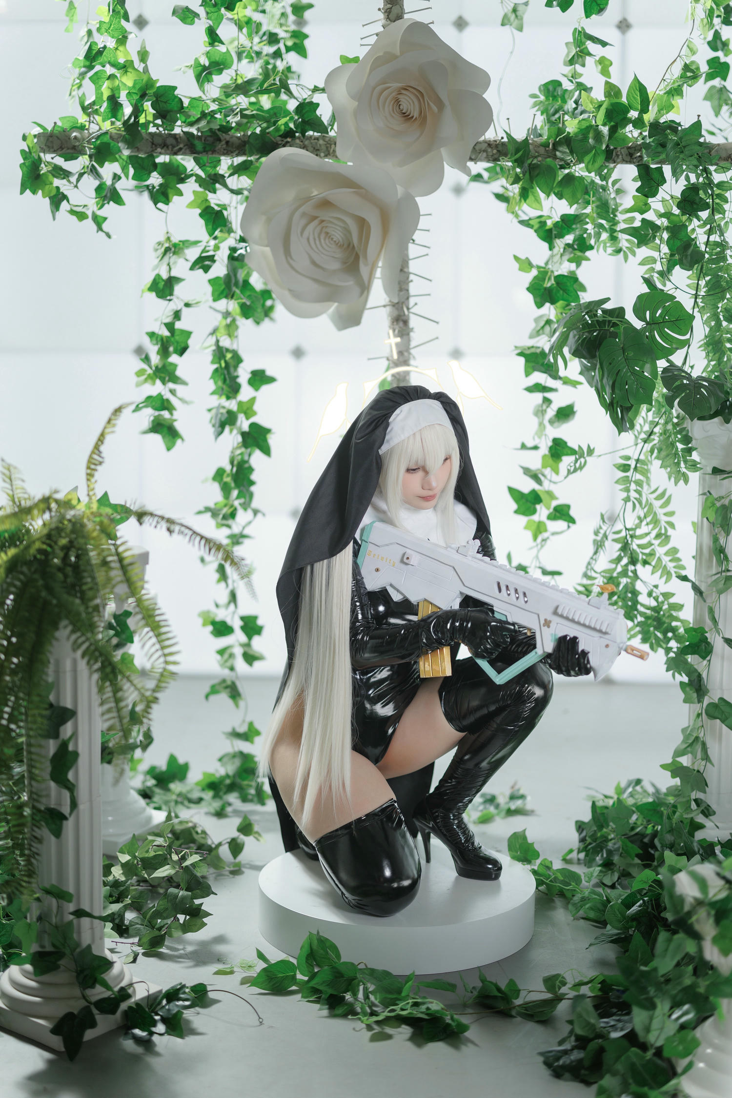 Cien恩恩 NO.008 碧蓝档案 歌住樱子[34P／54MB]_第1集