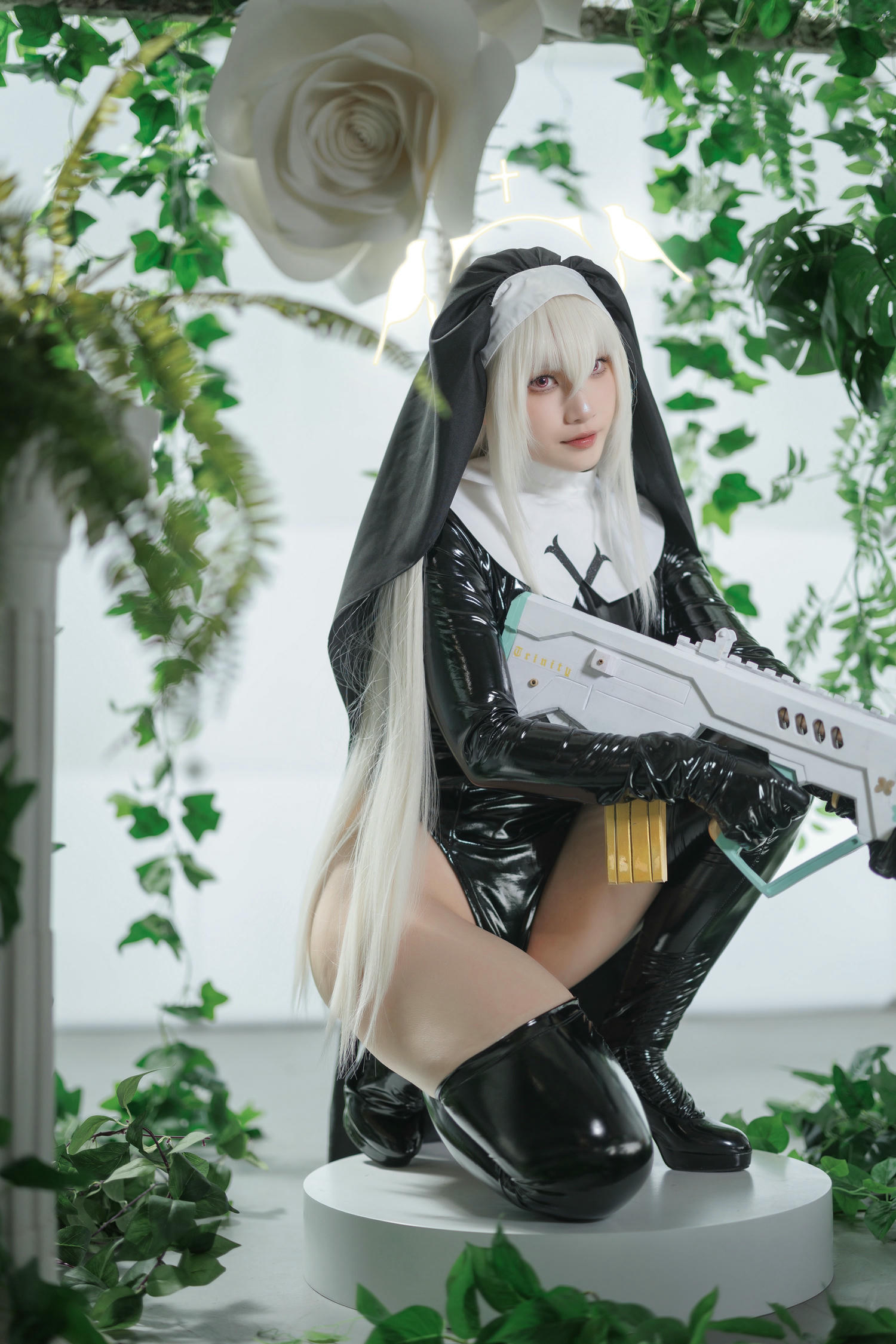 Cien恩恩 NO.008 碧蓝档案 歌住樱子[34P／54MB]_第1集