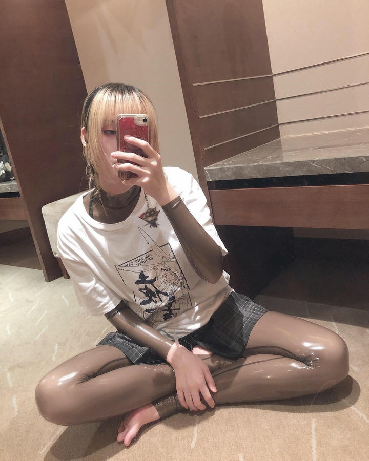 Cien恩恩 NO.009 LATEX [21P-22MB]_第1集