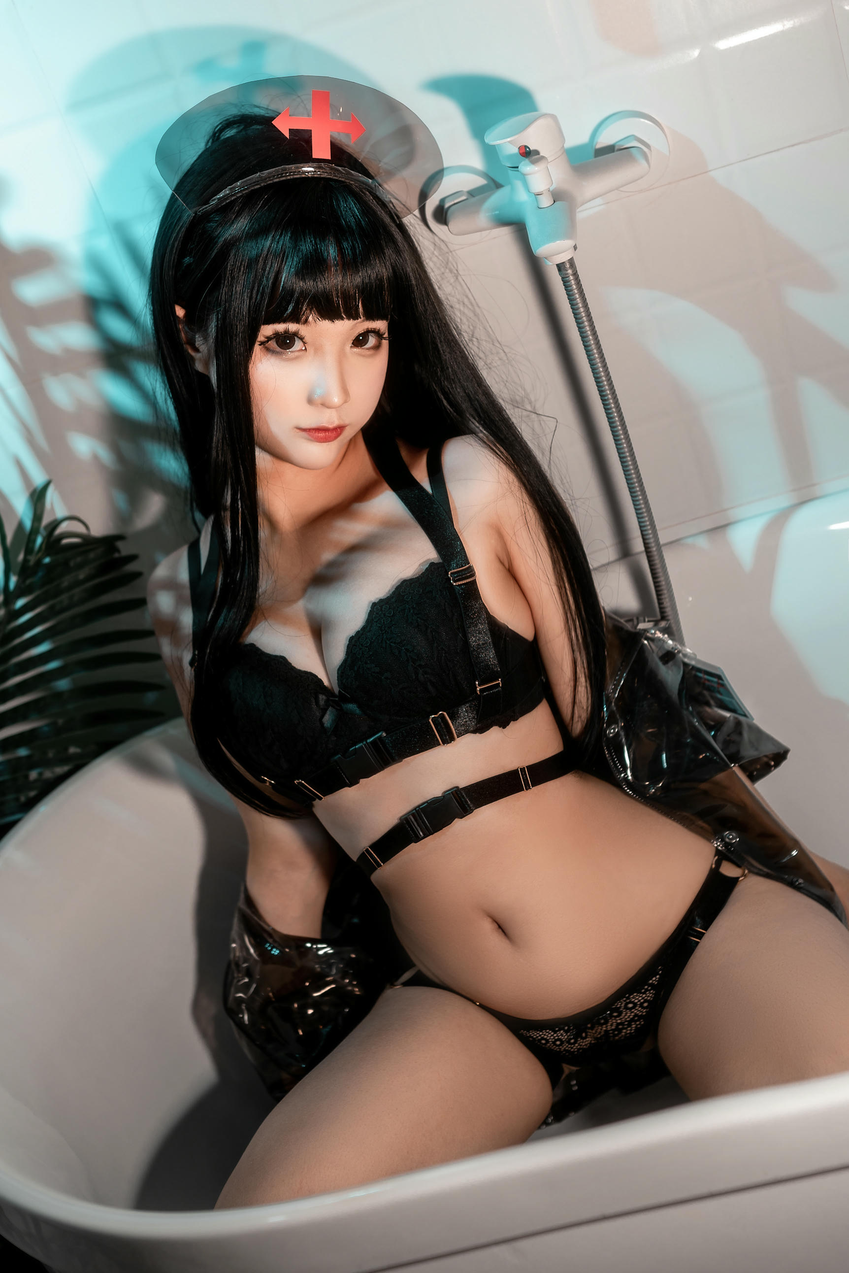 蠢沫沫 NO.110 胶衣护士 黑 [40P-492MB]_第1集