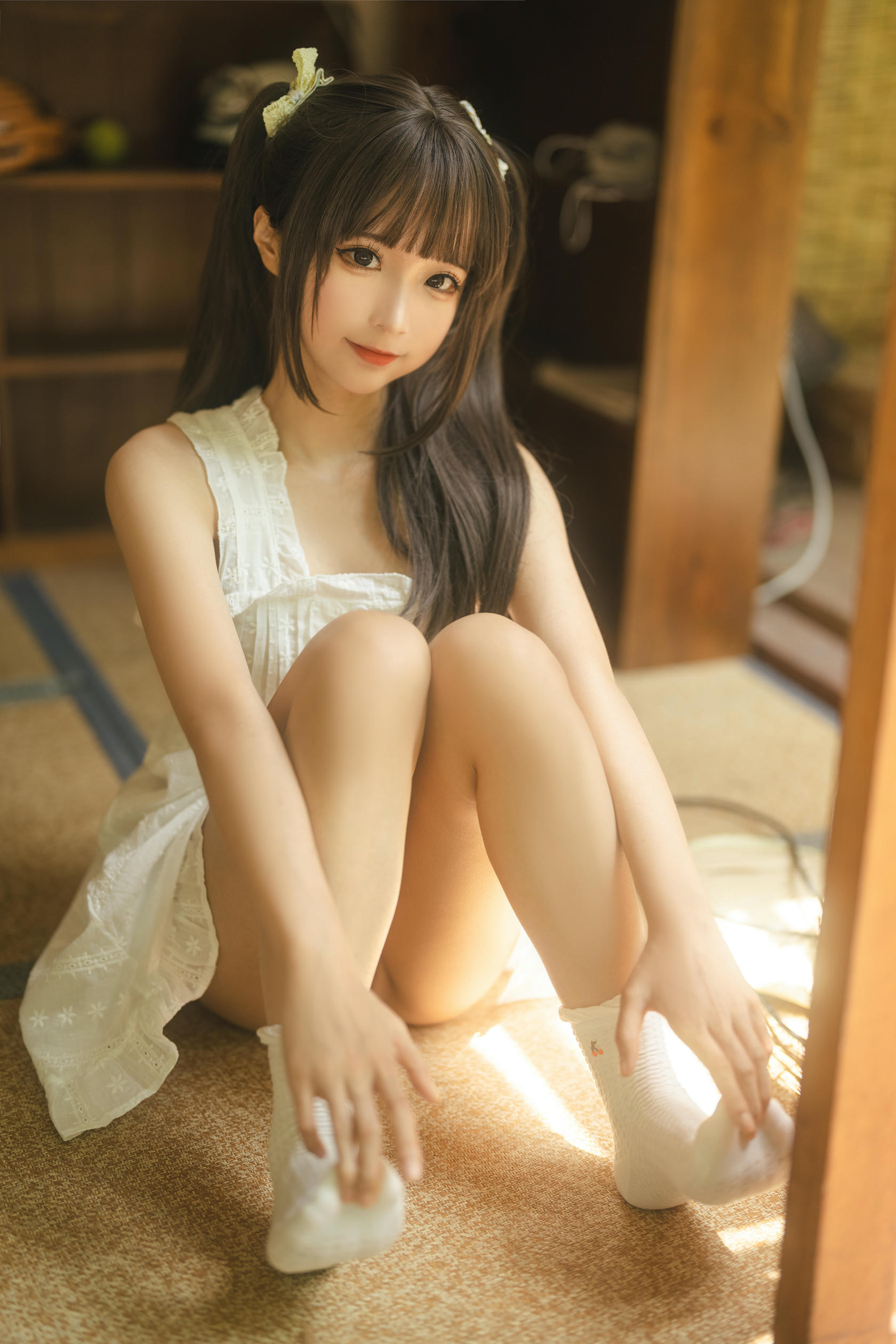 蠢沫沫 NO.181 白吊带 绅士版 [115P1V 2.51GB]_第1集