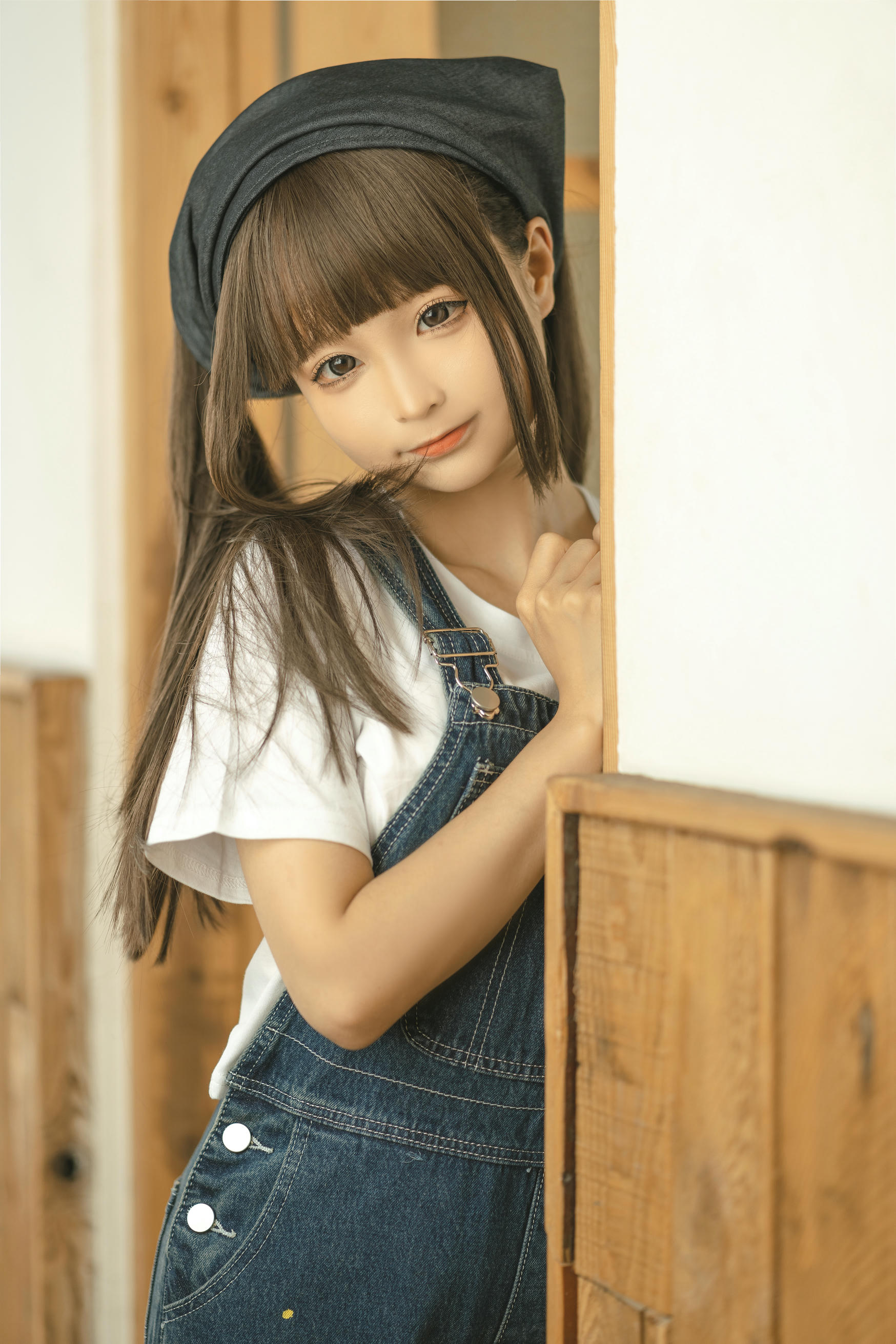 蠢沫沫 NO.182 画室背带裤 绅士版 [110P 1.08GB]_第2集