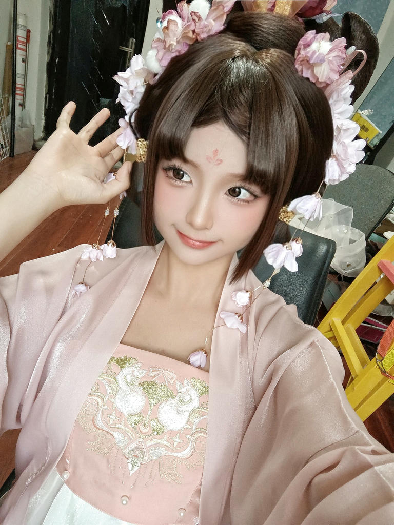 蠢沫沫 NO.194 汉服自拍 [7P-19MB]_第1集