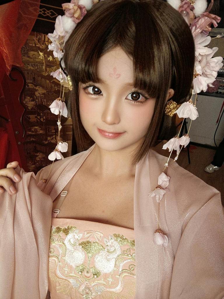 蠢沫沫 NO.194 汉服自拍 [7P-19MB]_第1集