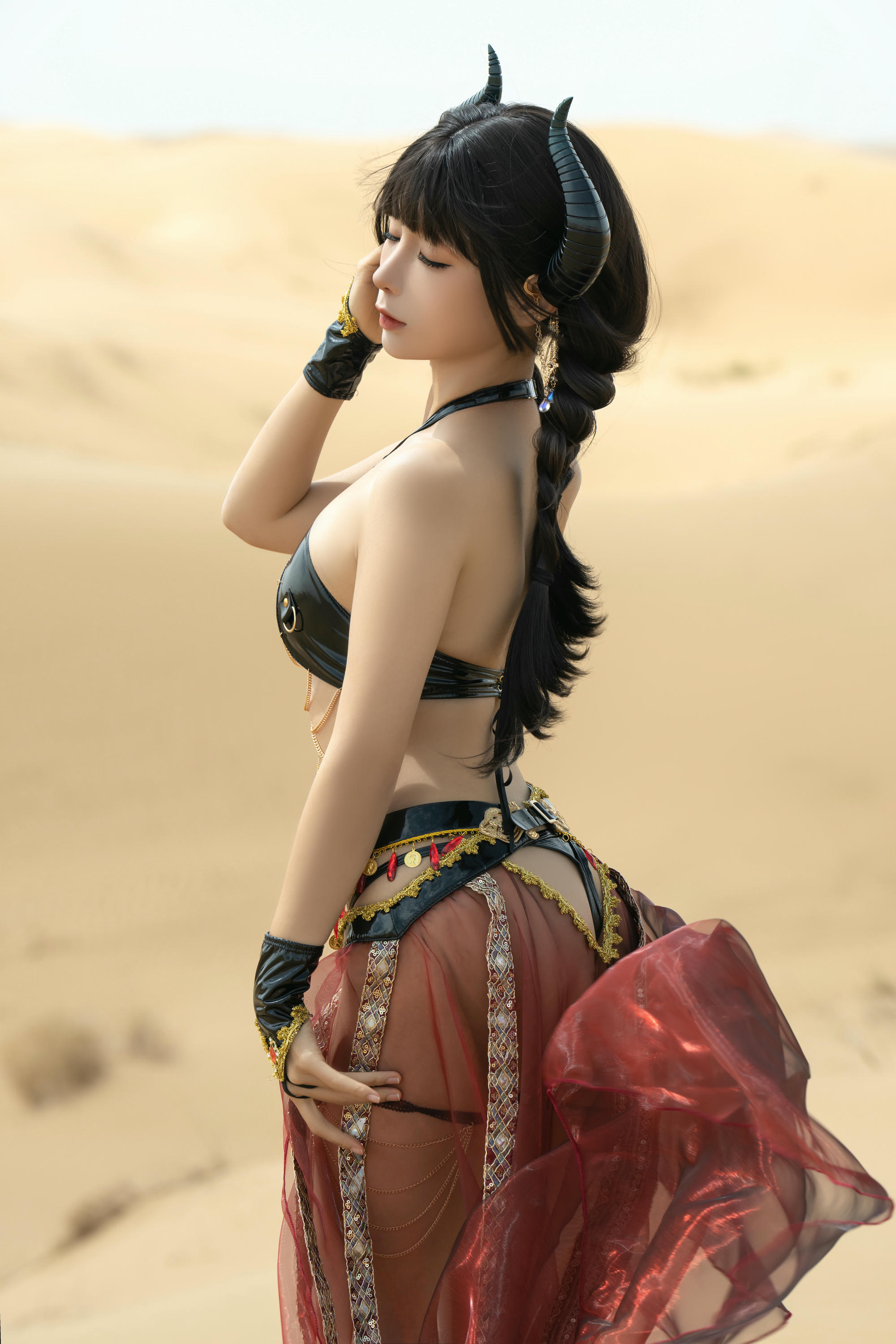 蠢沫沫 NO.243 沙漠魅魔[9P-76M]_第1集