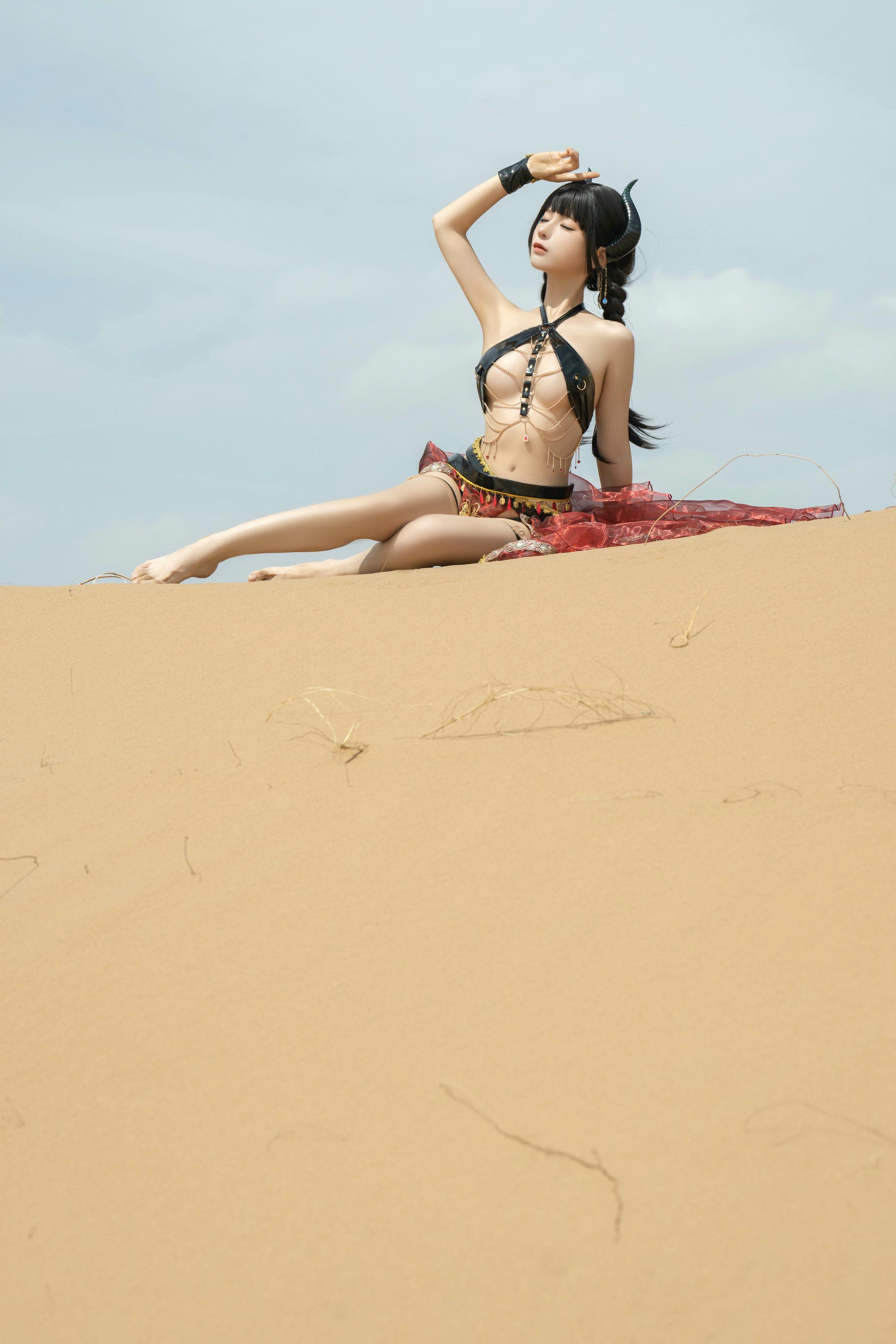 蠢沫沫 NO.243 沙漠魅魔[9P-76M]_第1集