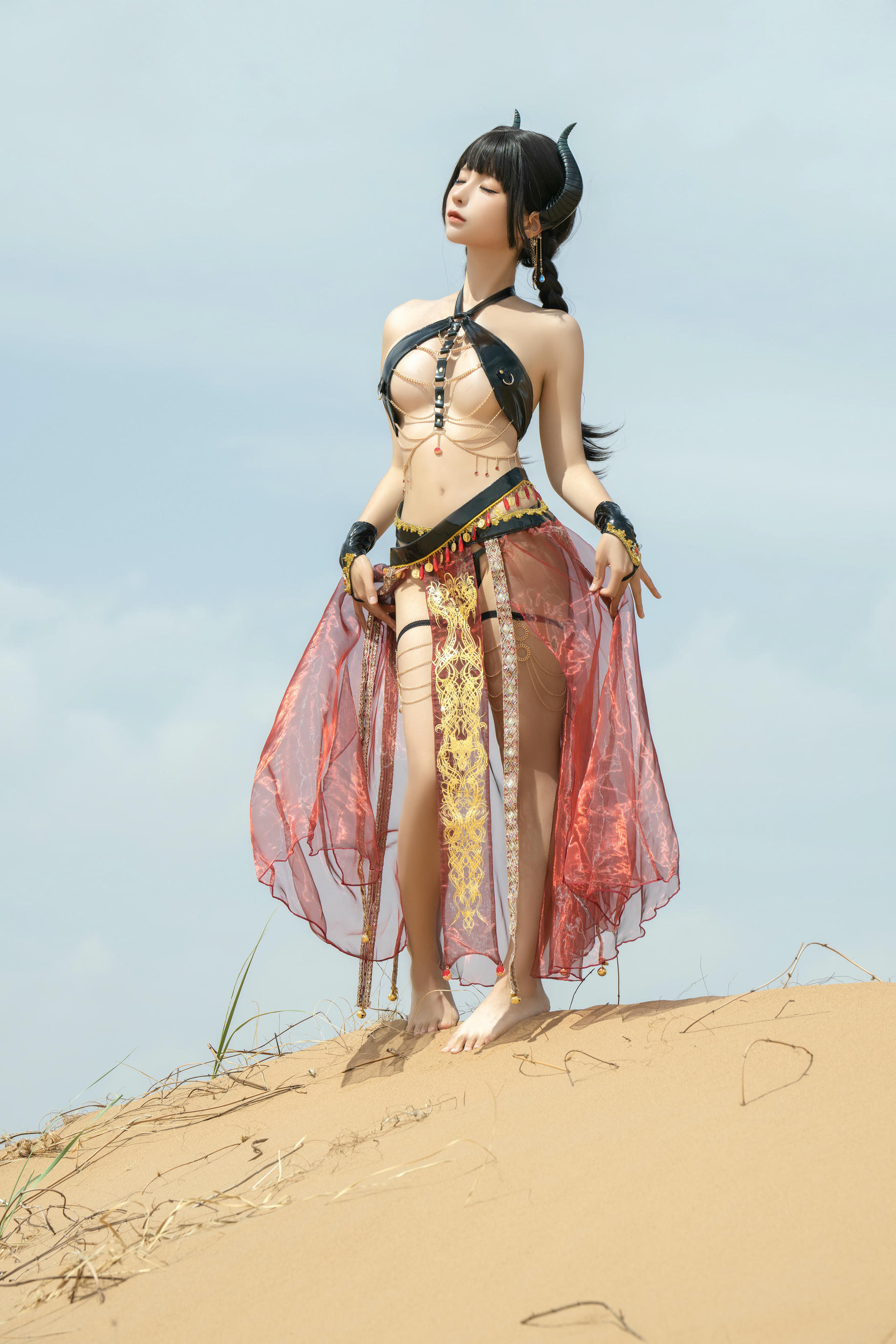 蠢沫沫 NO.243 沙漠魅魔[9P-76M]_第1集