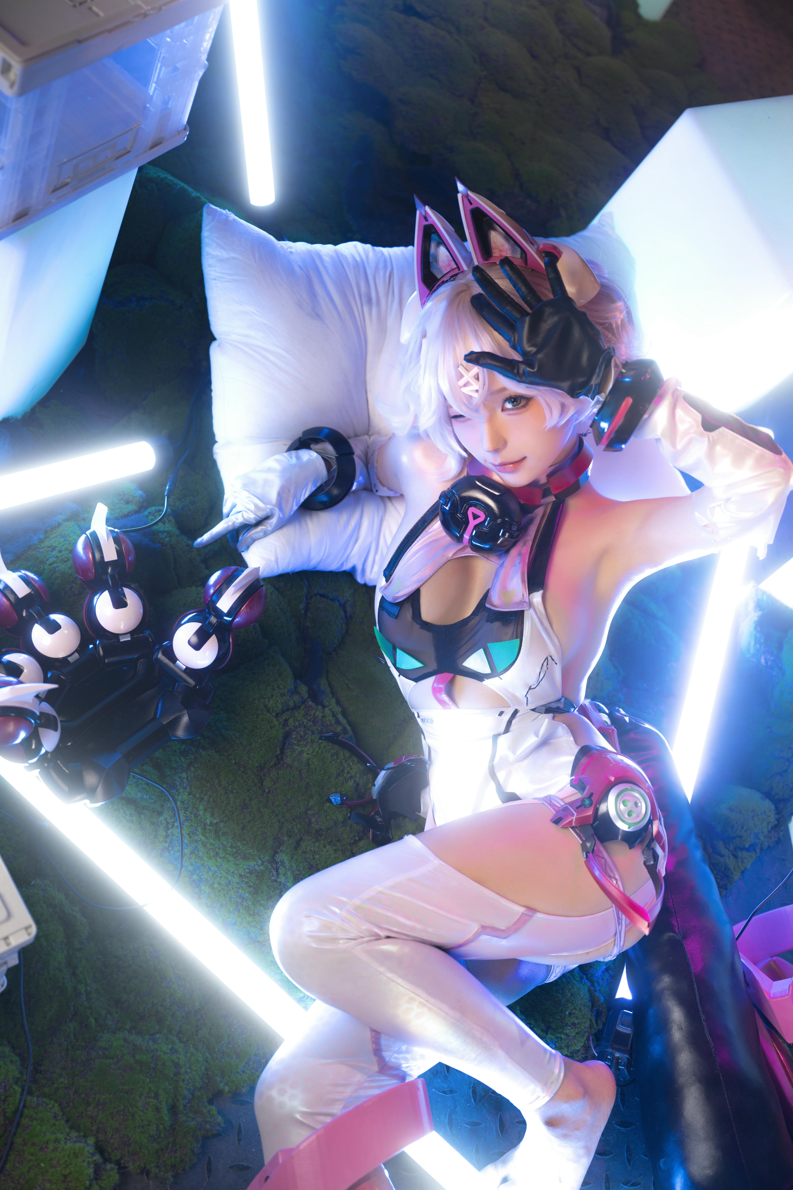 蠢沫沫 NO.263《绯猁》 [18P-309MB]_第1集