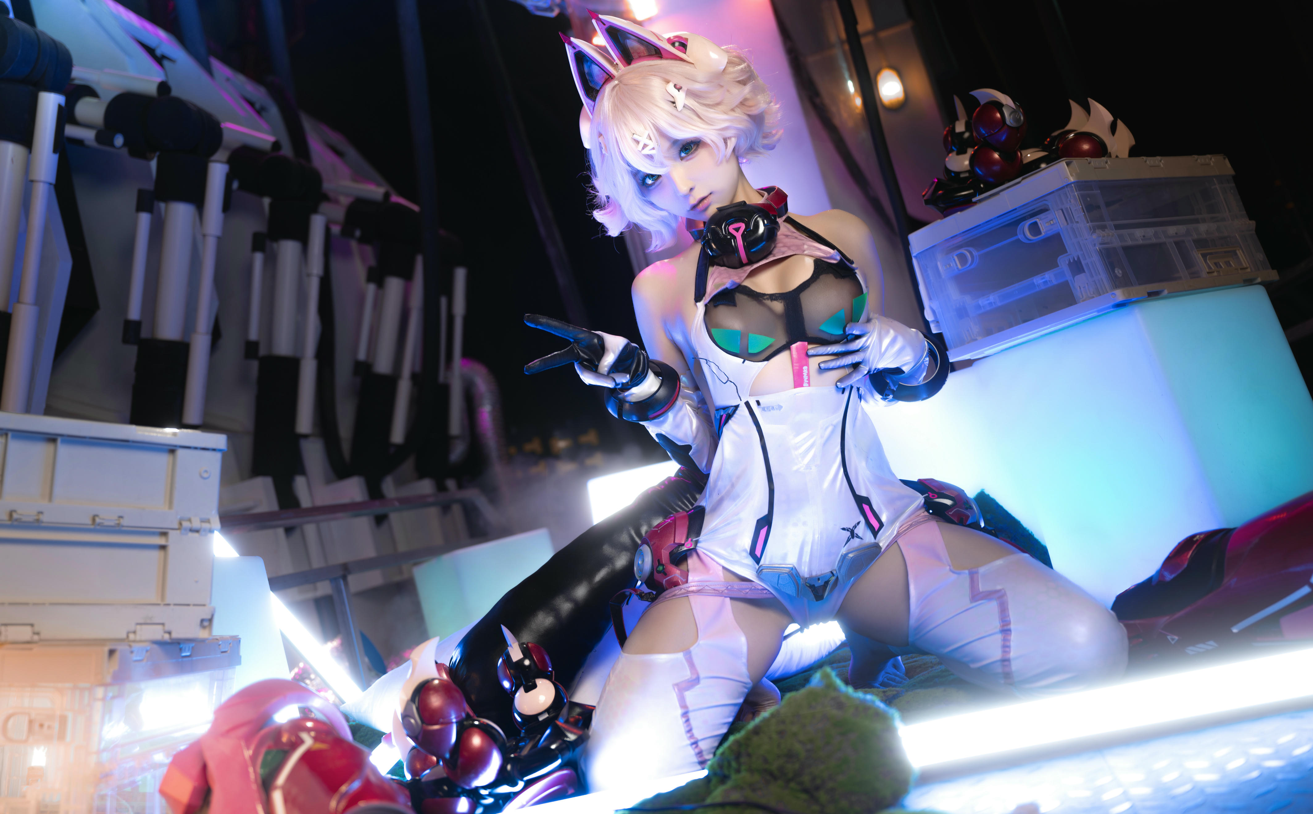 蠢沫沫 NO.263《绯猁》 [18P-309MB]_第1集