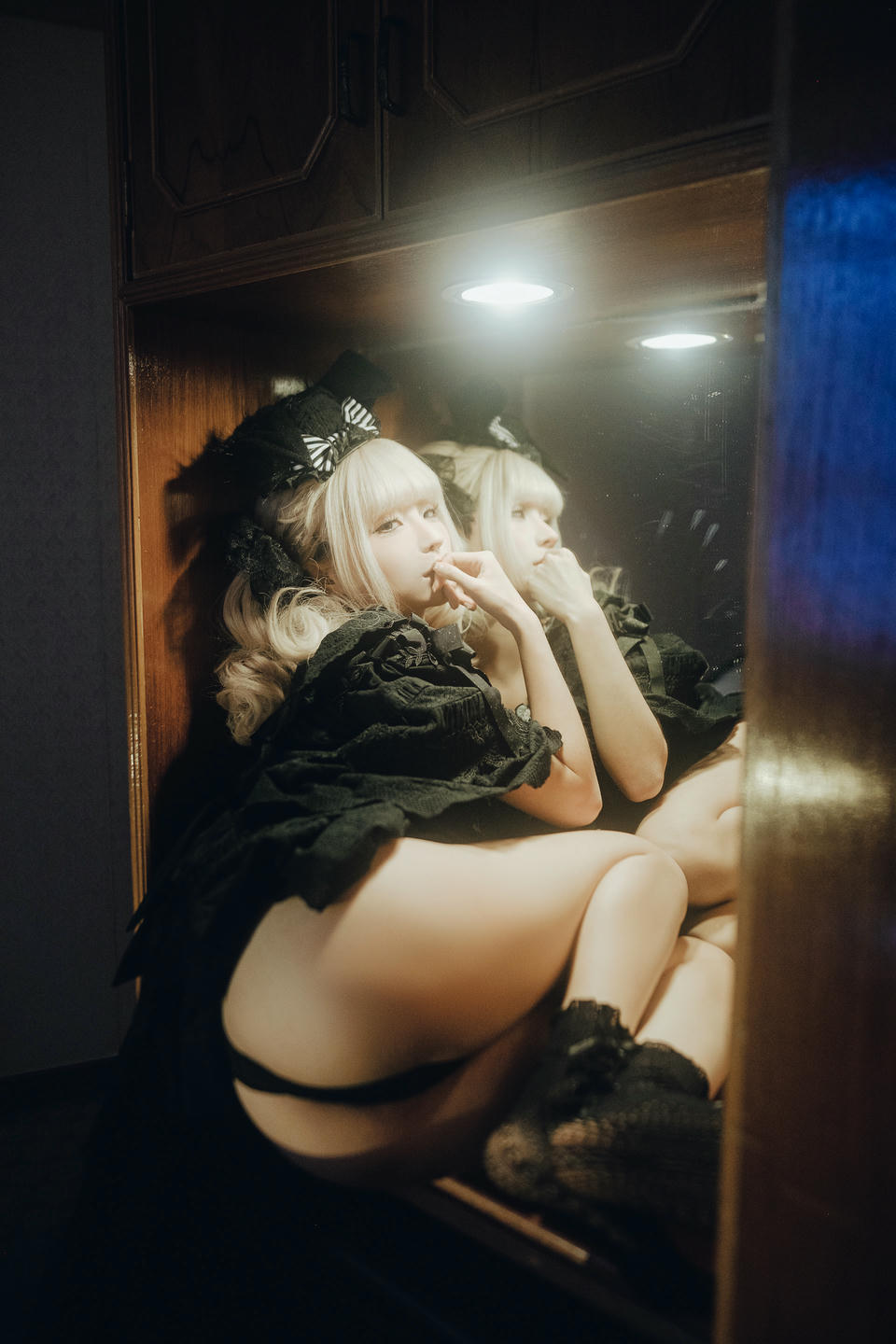 蠢沫沫 NO.291 三月T3赠品《金丝雀》[30P 231MB]_第1集